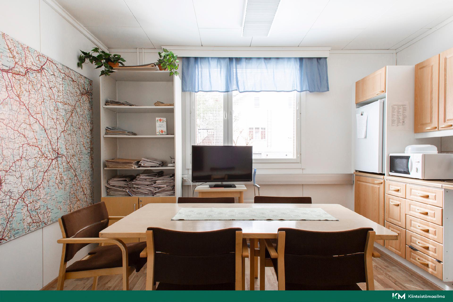 Otto Mannisentie 11 A 2 ja 11, Kangasniemi