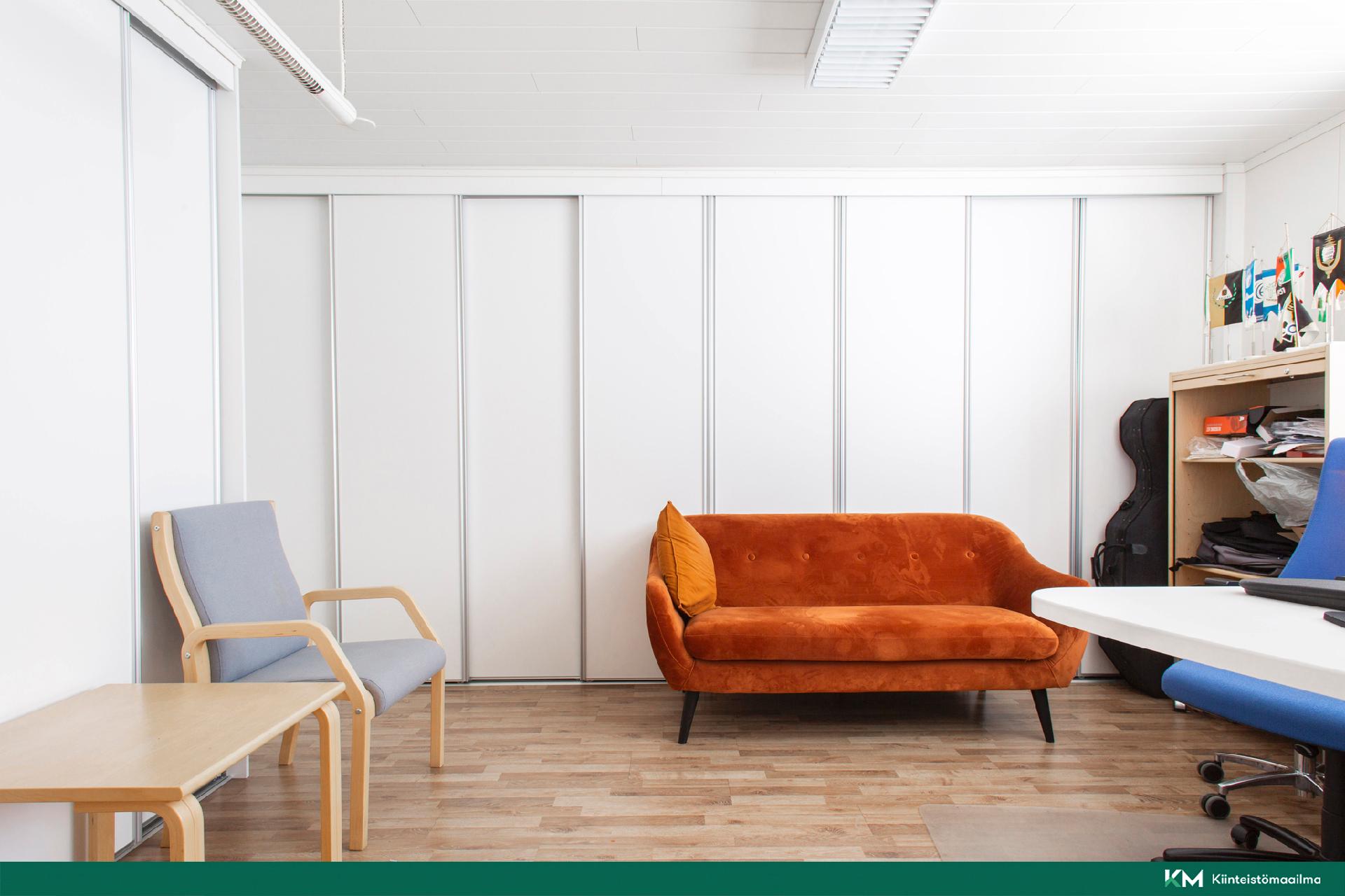 Otto Mannisentie 11 A 2 ja 11, Kangasniemi