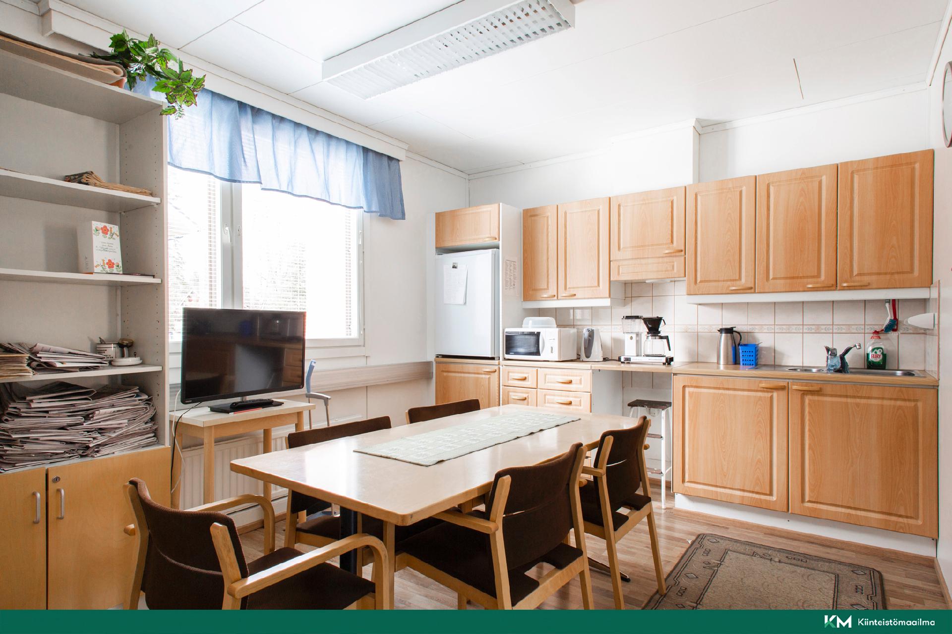 Otto Mannisentie 11 A 2 ja 11, Kangasniemi