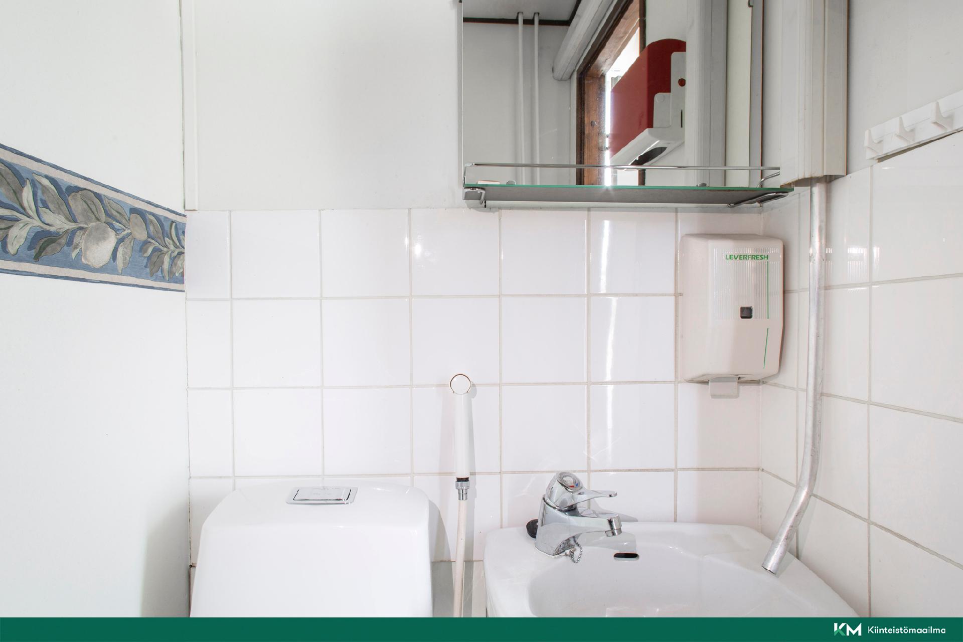 Otto Mannisentie 11 A 2 ja 11, Kangasniemi