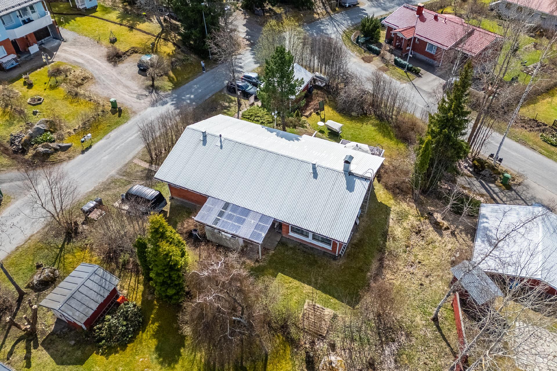 Poppelitie 11, Kukostensyrjä, Hämeenlinna