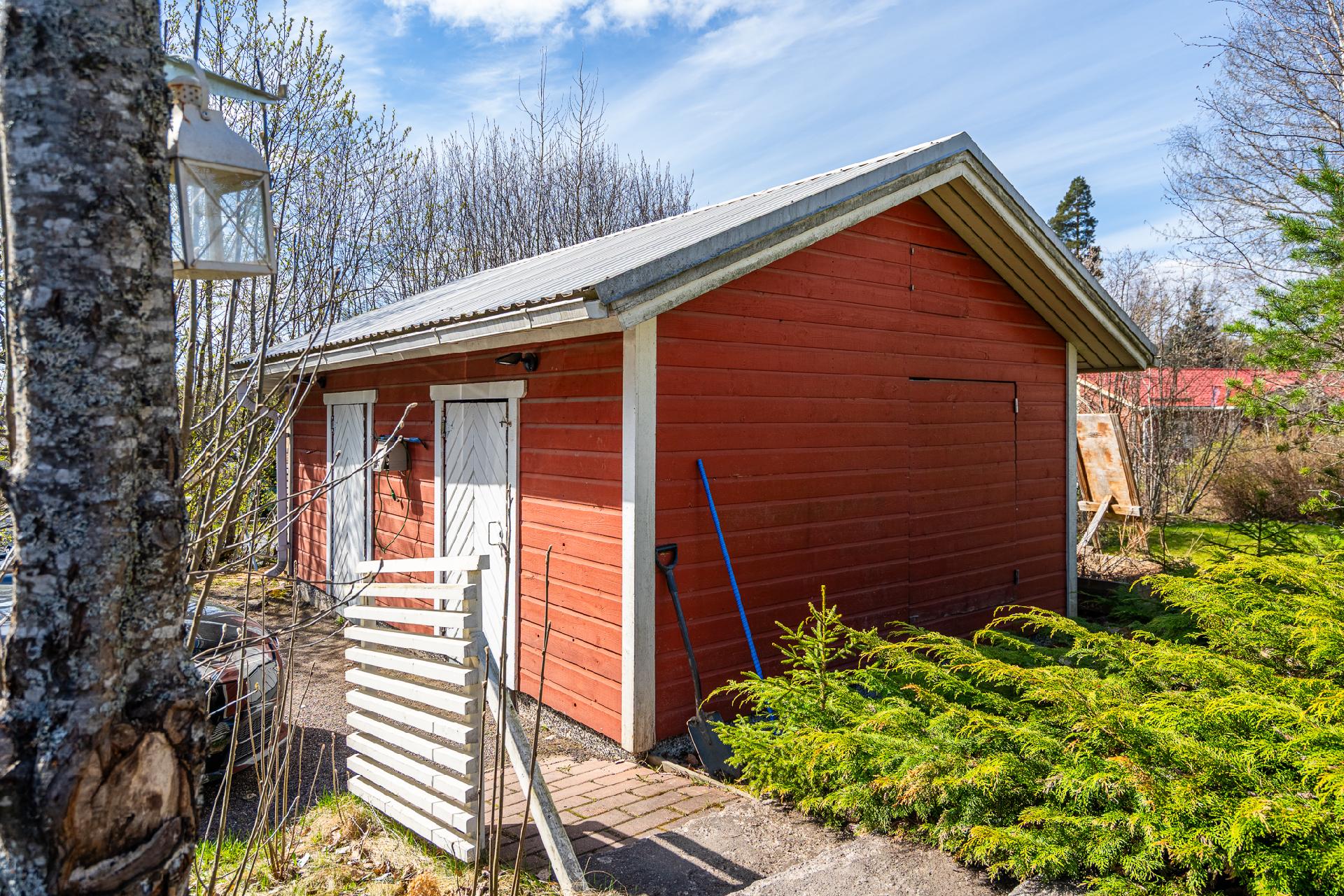 Poppelitie 11, Kukostensyrjä, Hämeenlinna