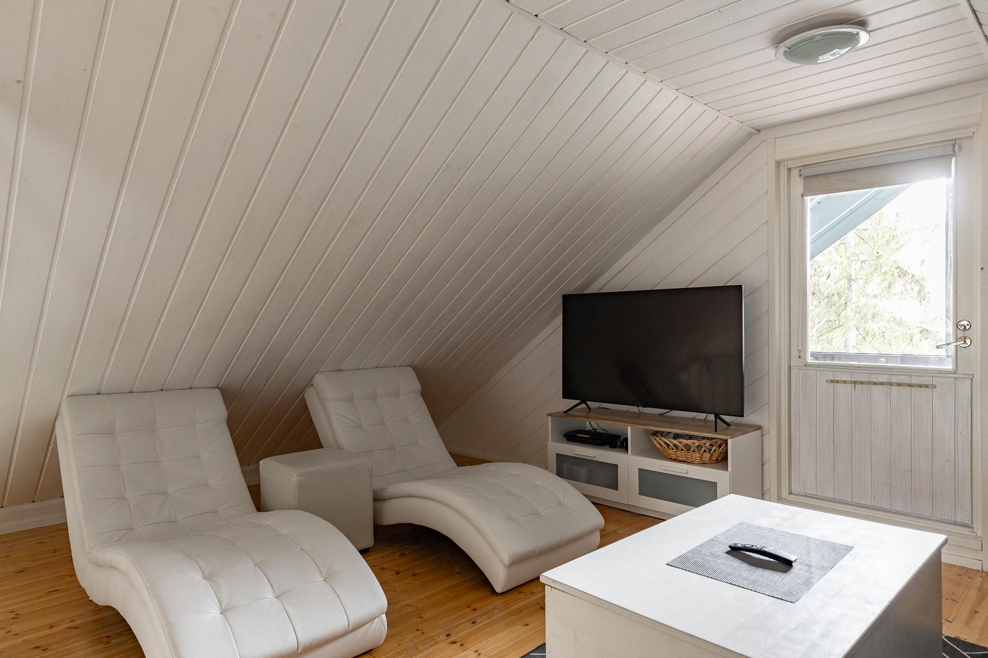 Muurajaispolku 9, Himos, Jämsä