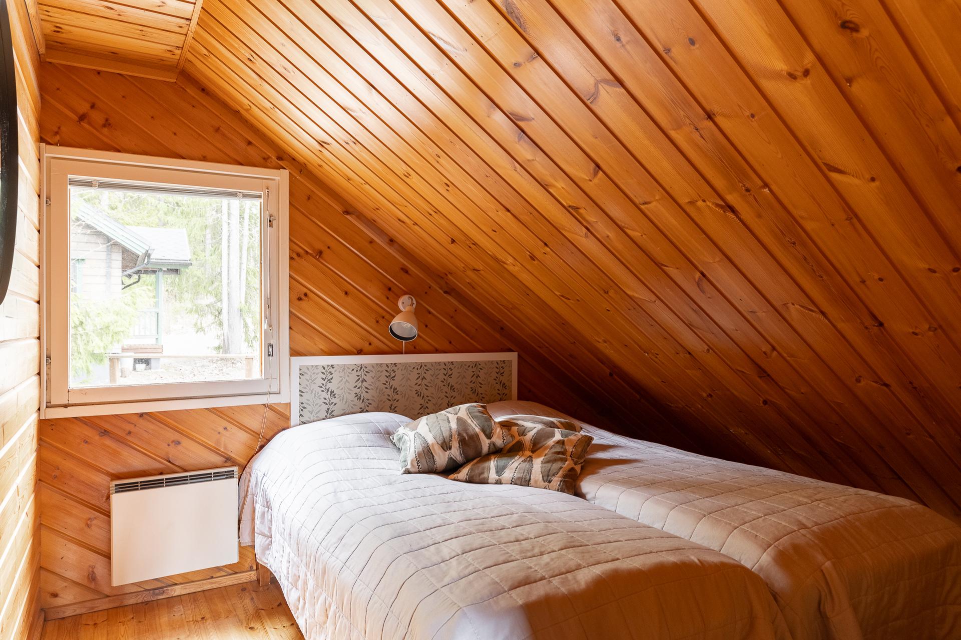 Yläkerran toinen mh