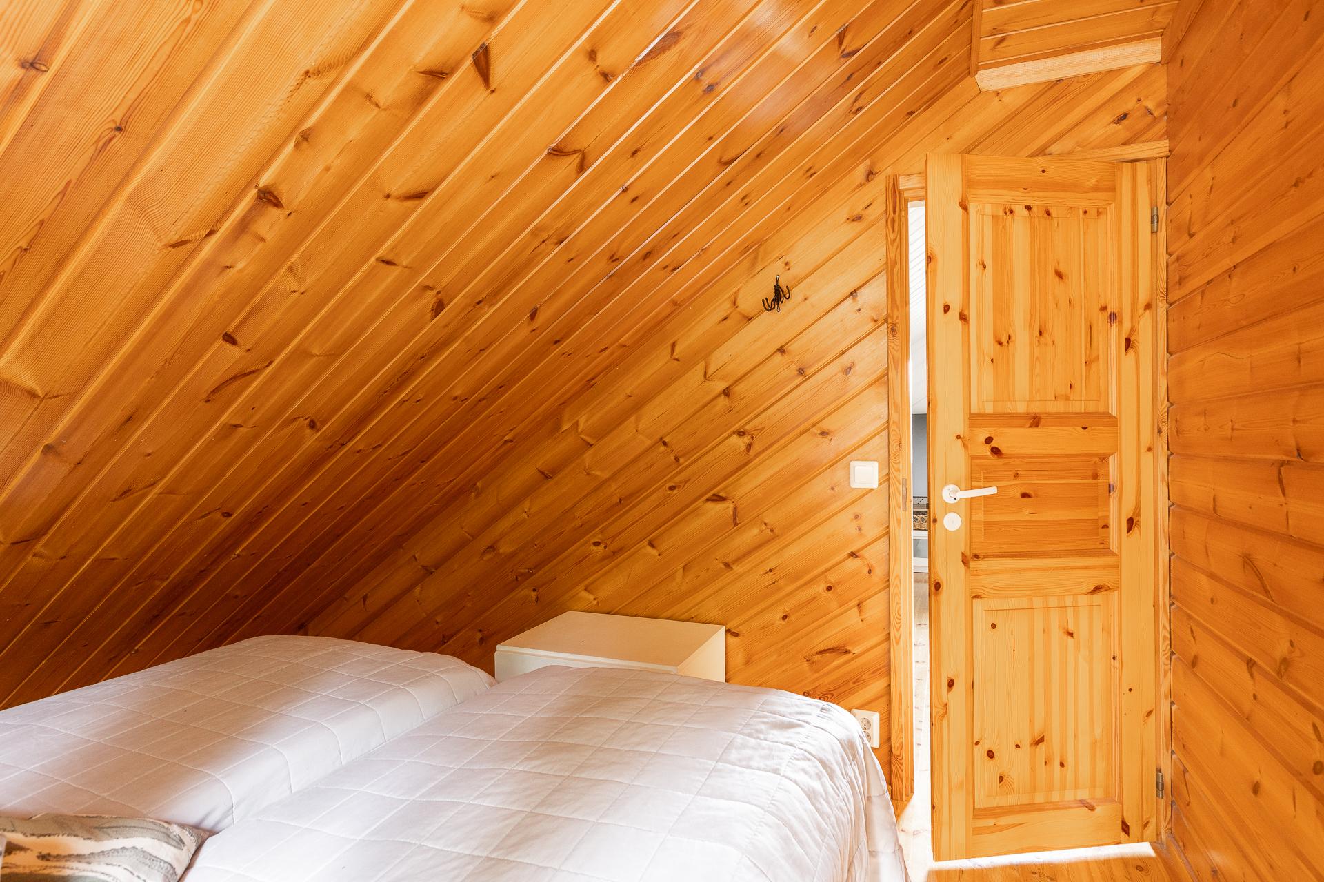 Yläkerran toinen mh