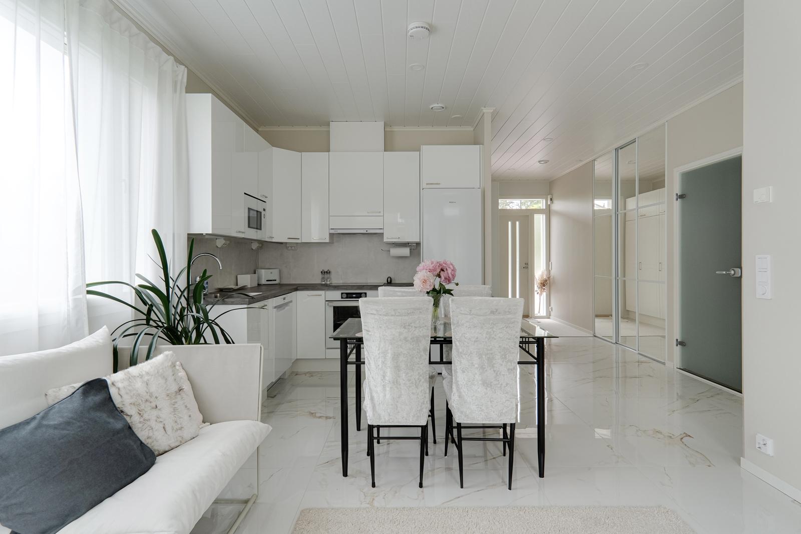 Sipulitie 4b, Peltola, Järvenpää