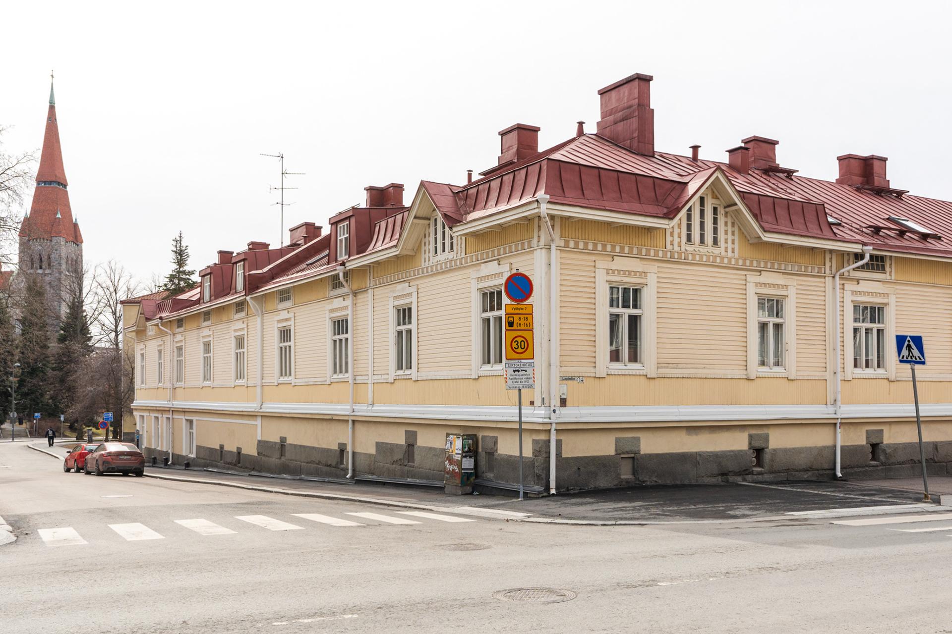 Sukkavartaankatu 11, Juhannuskylä, Tampere