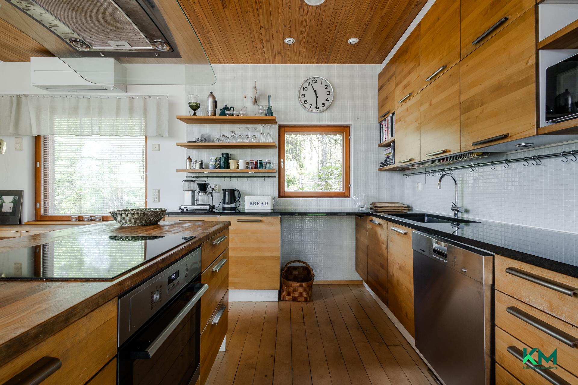 Tammimäentie 13, Lippajärvi, Espoo