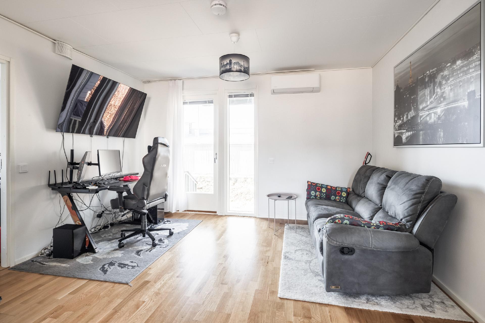 Peitsitie 12, Kivistö, Vantaa