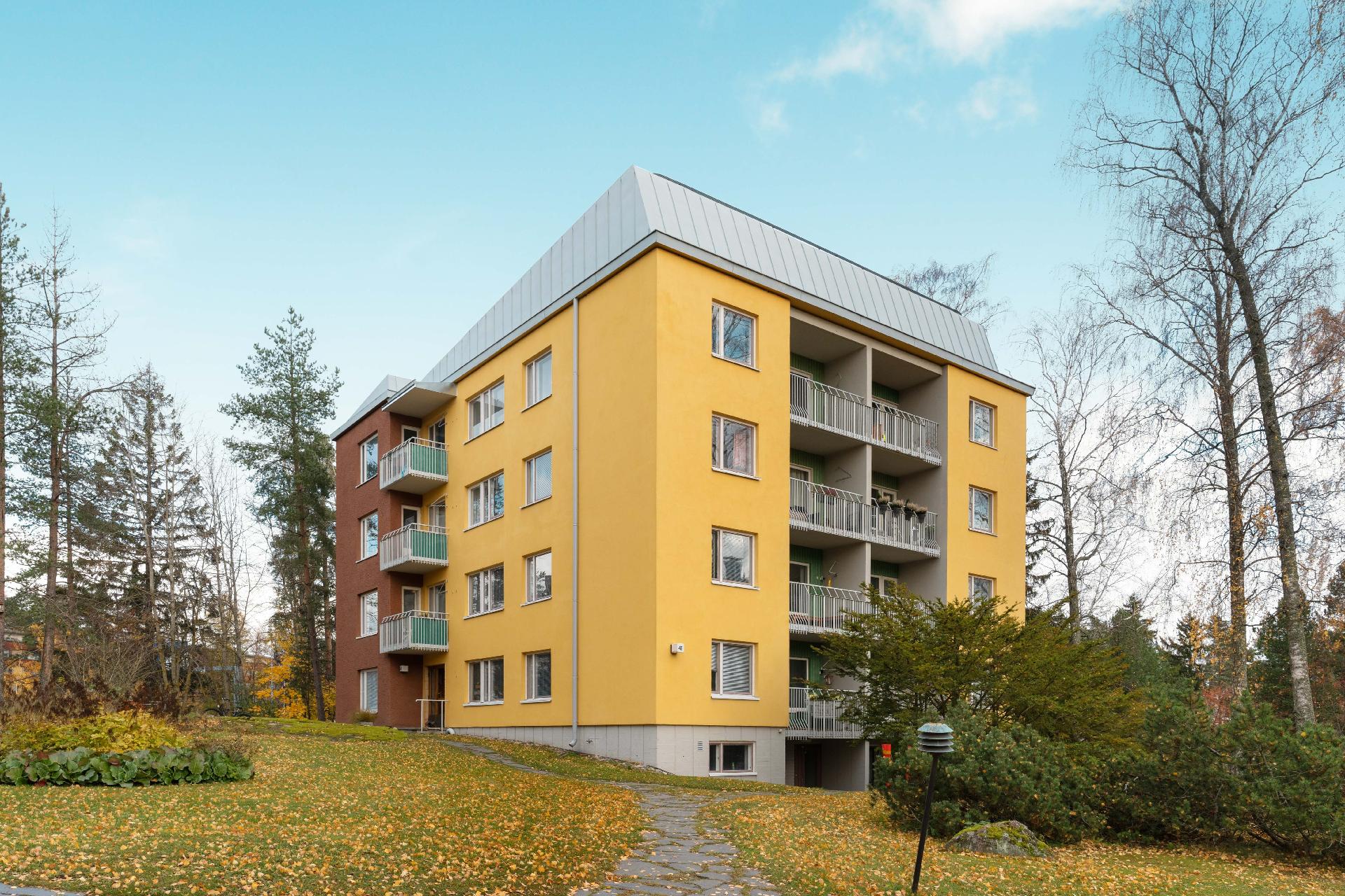 Nallenpolku 4, Tapiola, Espoo