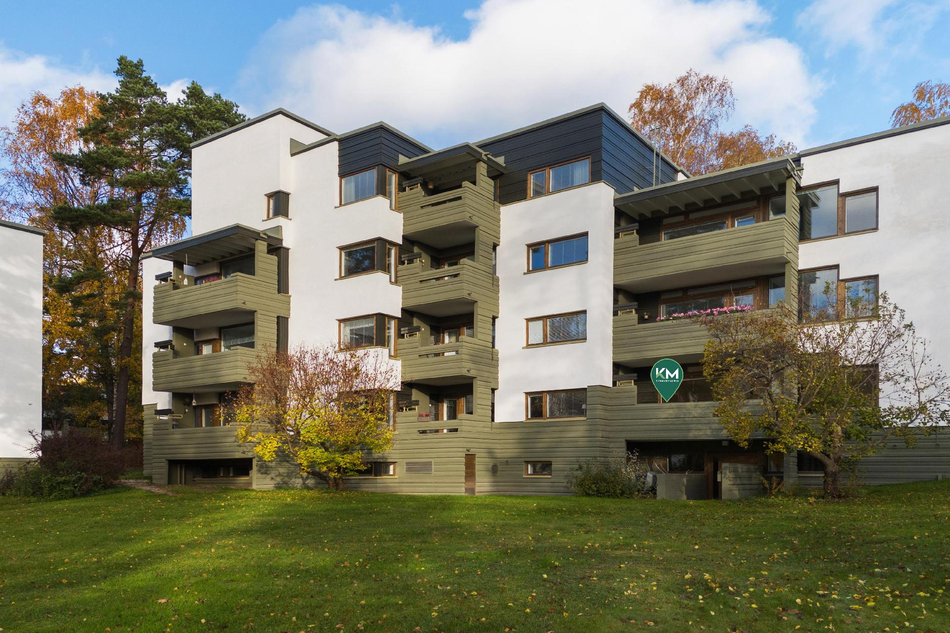 Suvikummunrinne 4, Tapiola, Espoo