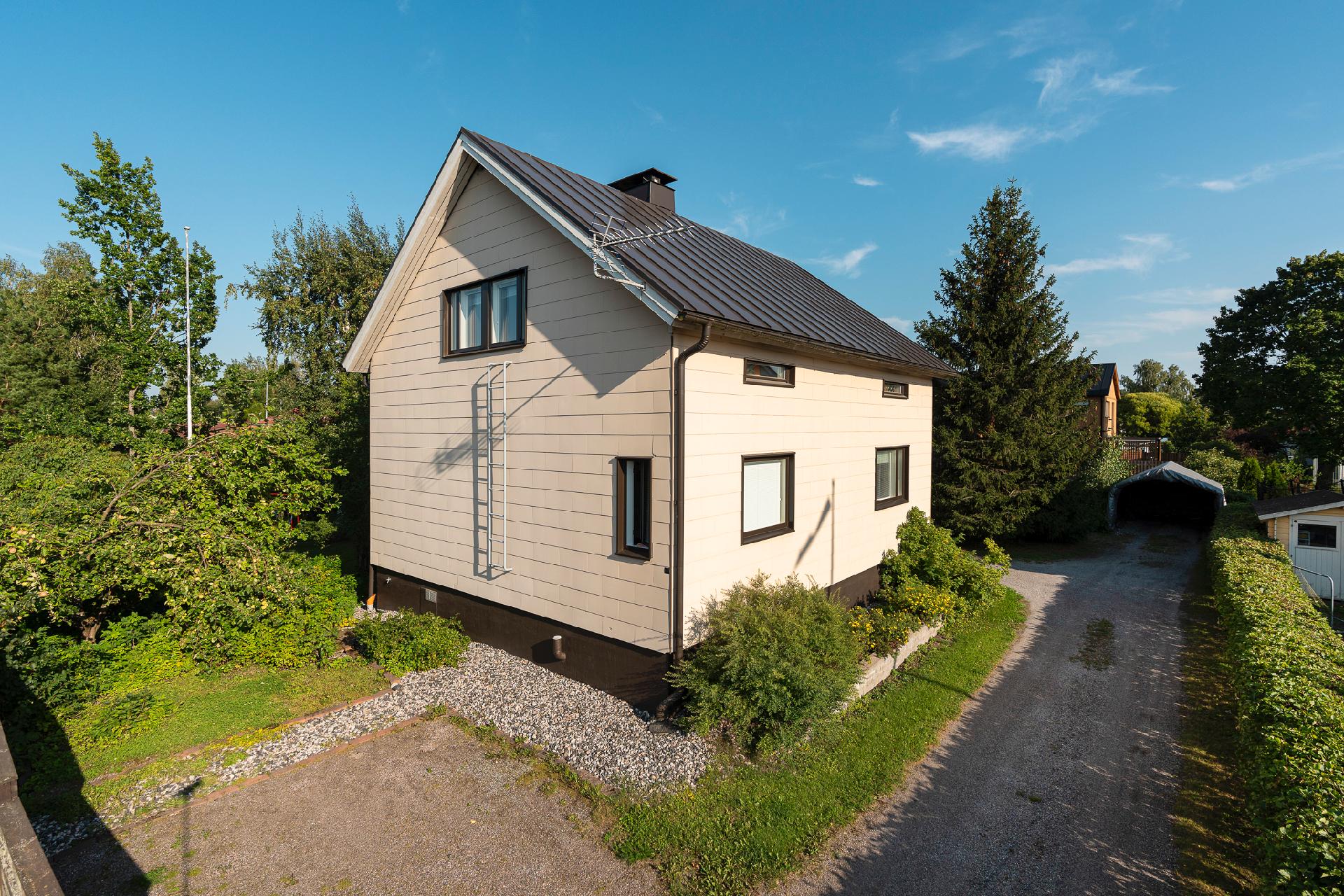 Leivosentie 4, Tapaninkylä, Helsinki