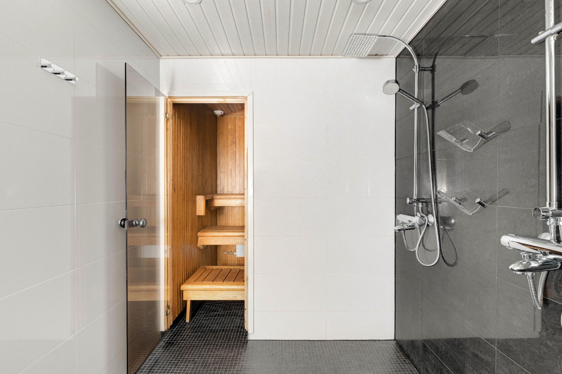 Ankkurinvarsi 11, Laurinlahti, Espoo