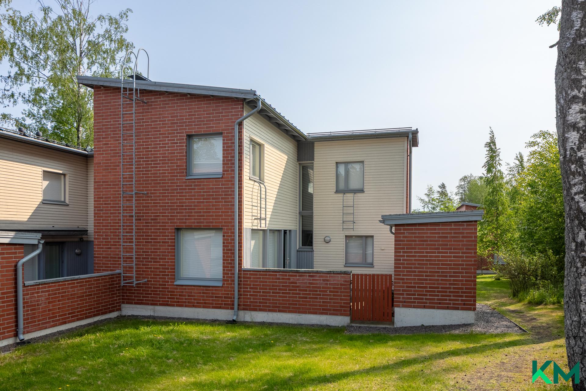 Halkosuontie 16, Länsi-Pakila, Helsinki