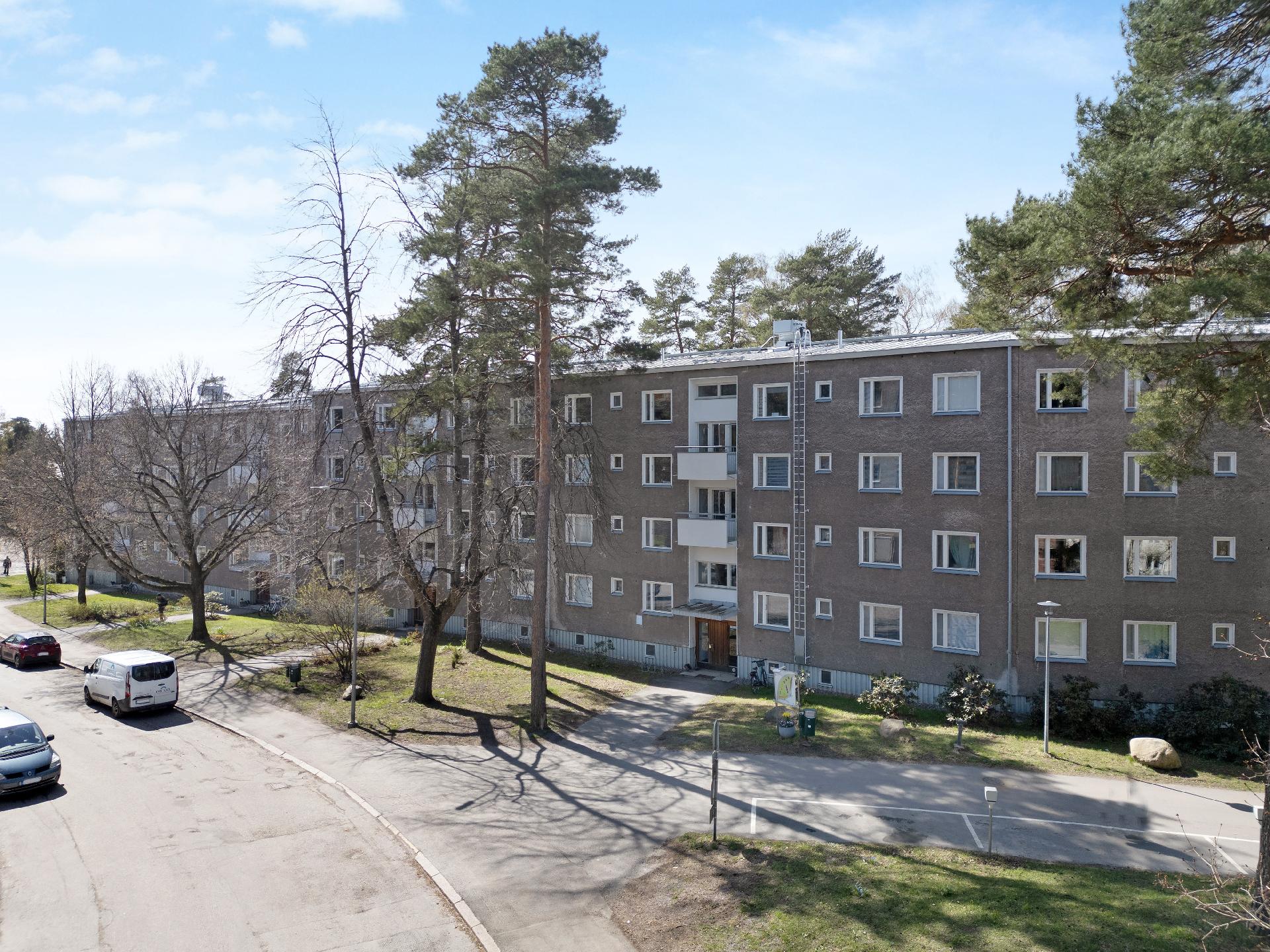 Porintie 9, Munkkivuori, Helsinki