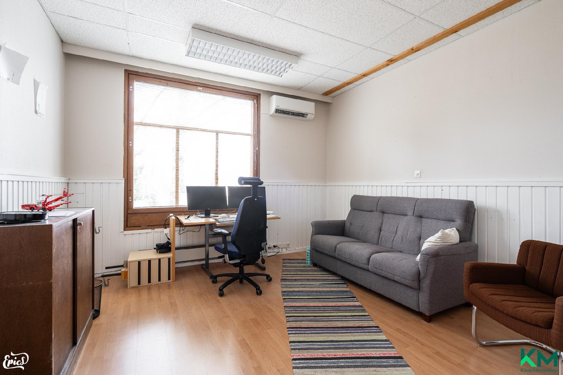 Rautialantie 216, Kirkonkylä, Vesilahti