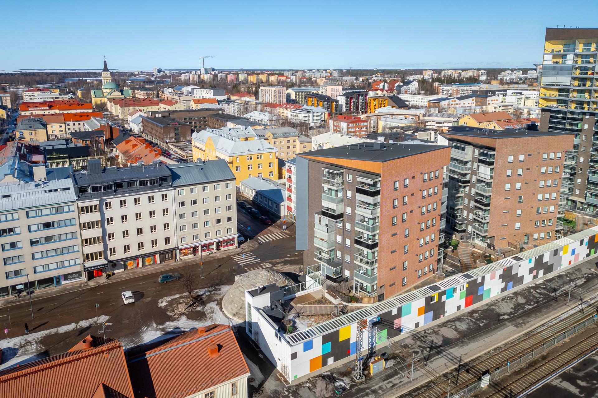 Rautatienkatu 1, Keskusta, Oulu