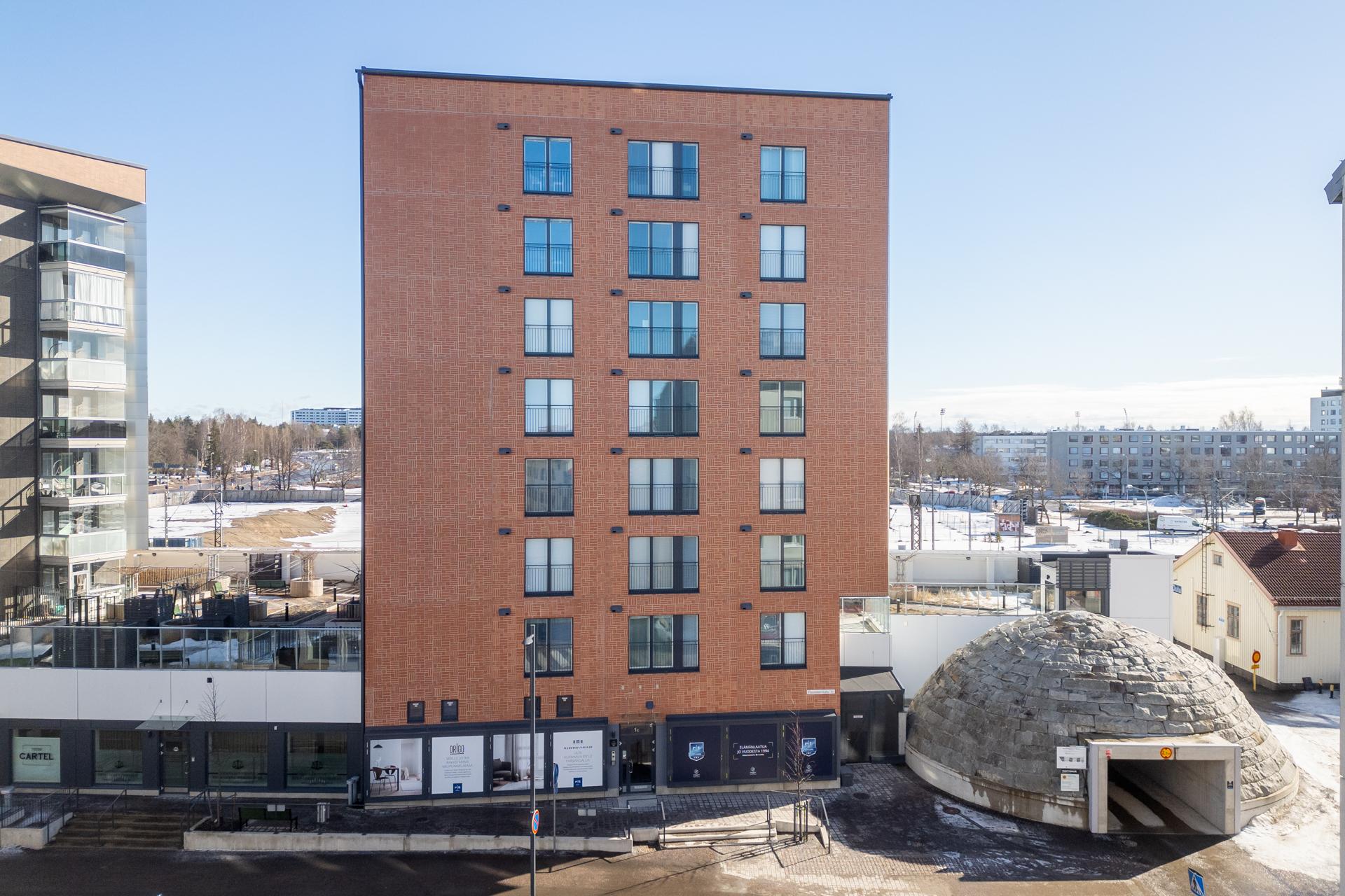 Rautatienkatu 1, Keskusta, Oulu