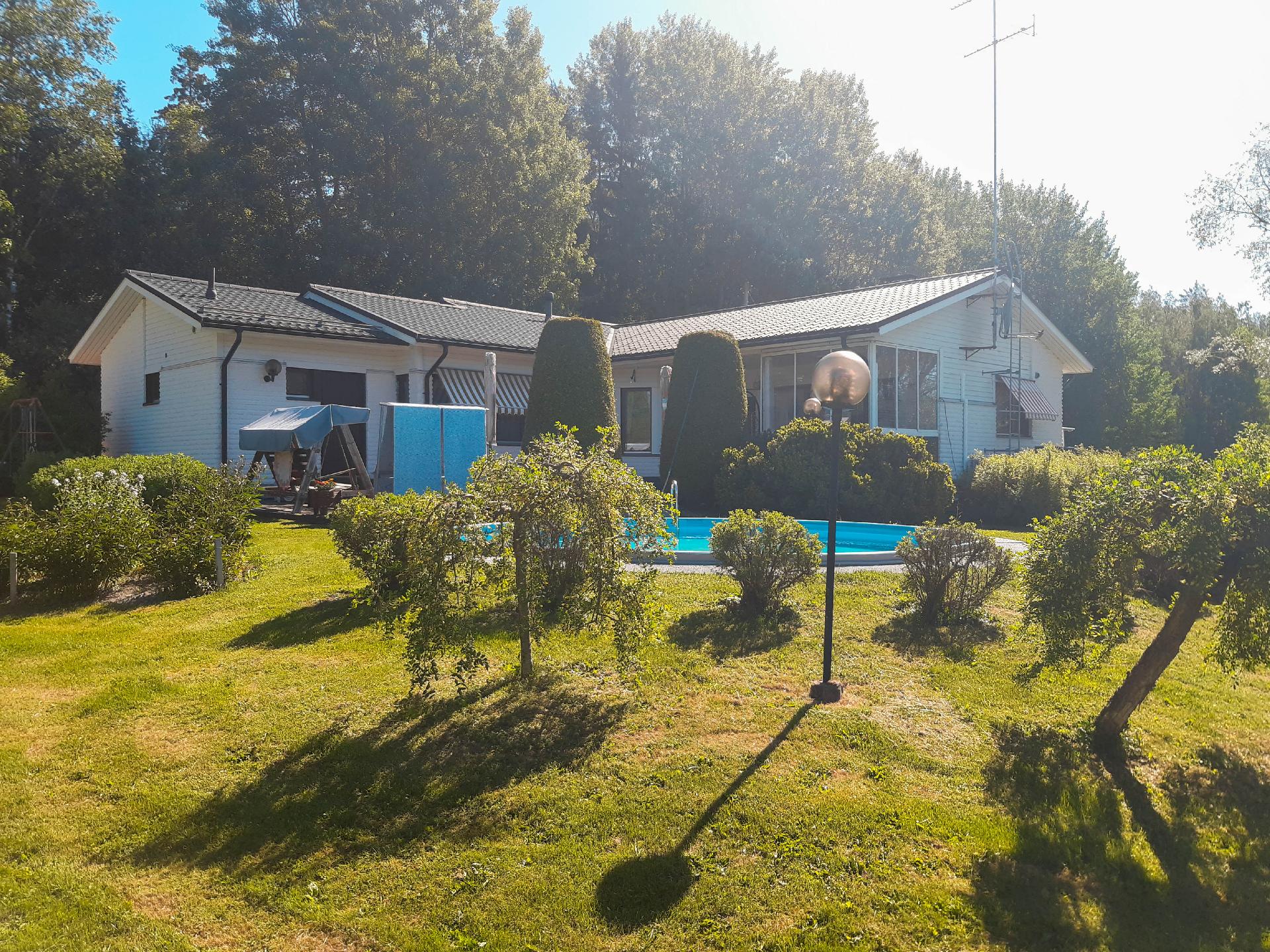 Löfdalantie 52, Jorvas, Kirkkonummi