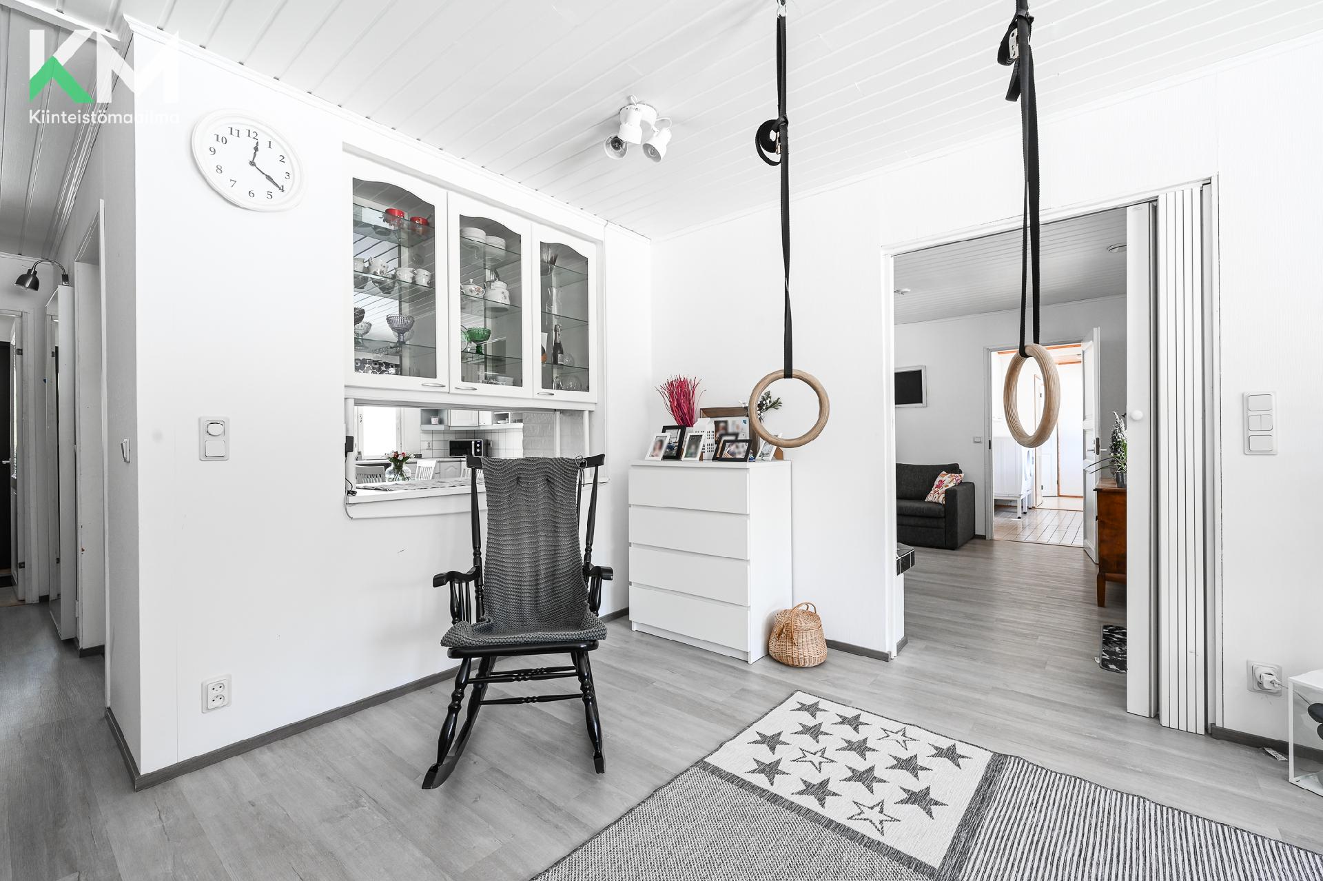 Kärppätie 5, Autio, Kurikka