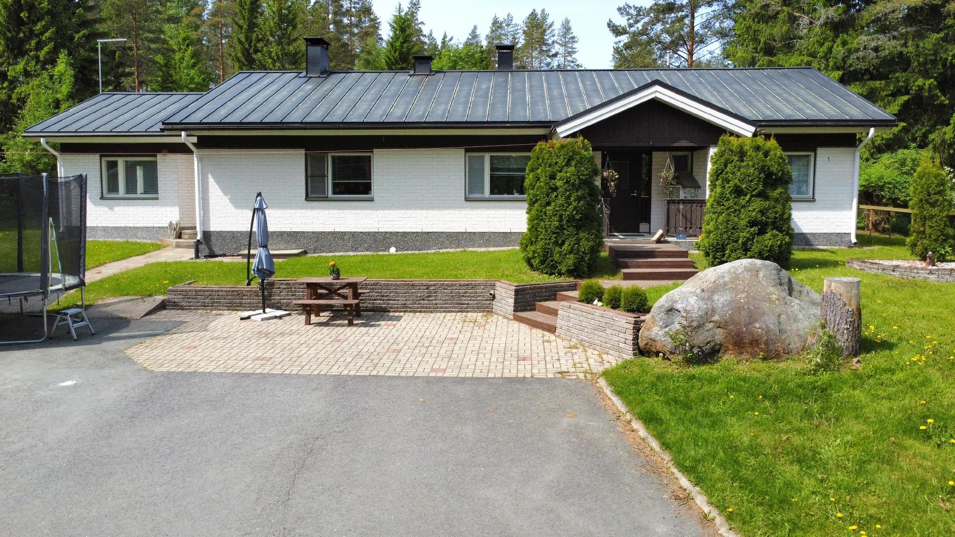 Kärppätie 5, Autio, Kurikka