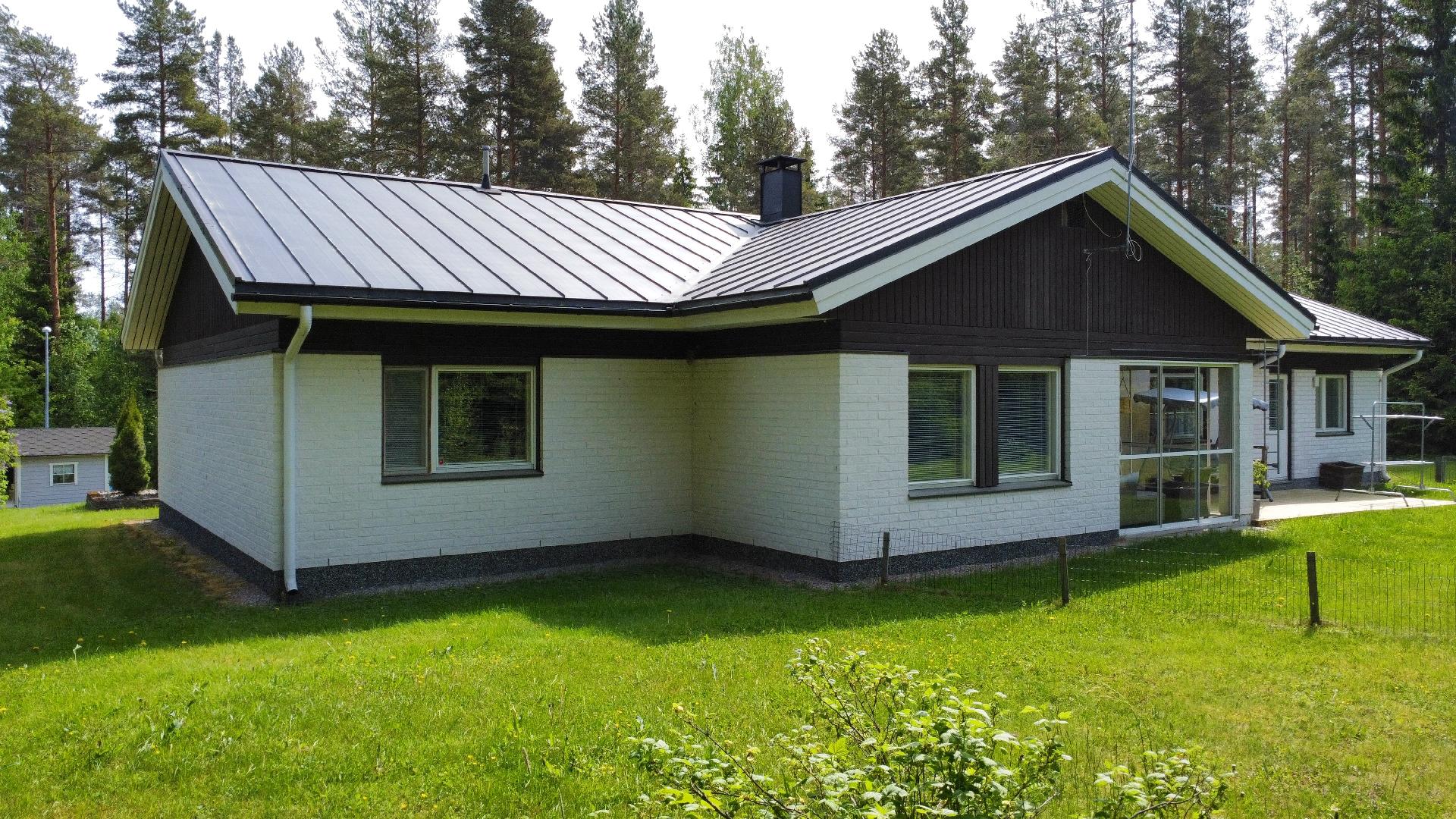 Kärppätie 5, Autio, Kurikka