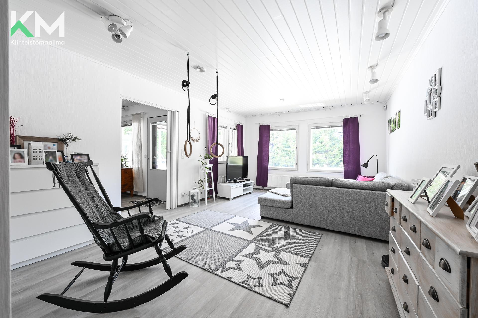 Kärppätie 5, Autio, Kurikka