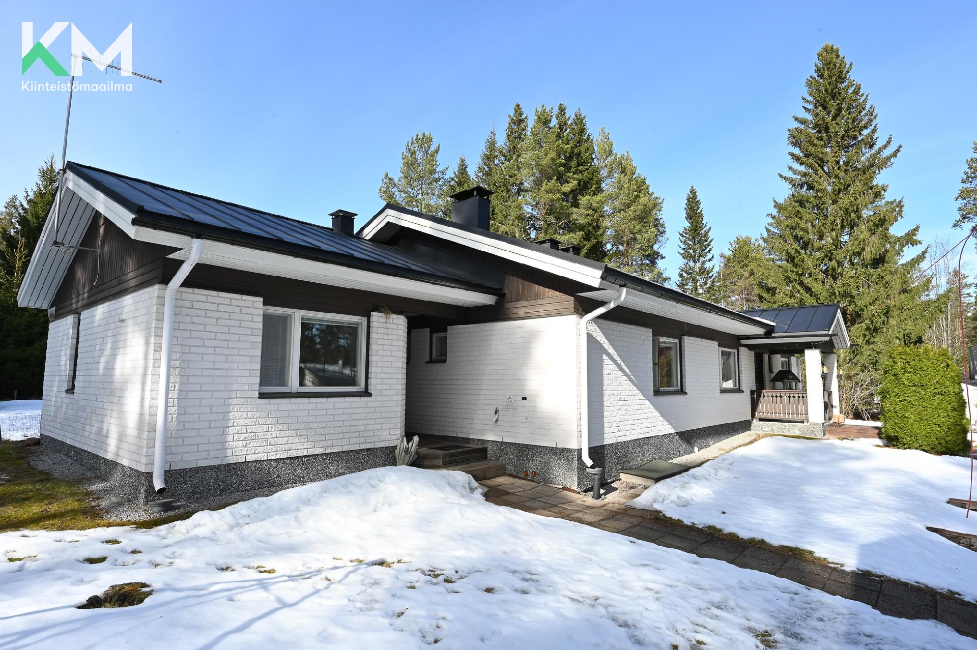 Kärppätie 5, Autio, Kurikka