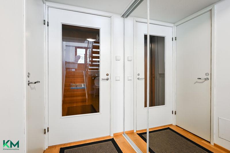 Kuusirinteenkatu 3, Kivimaa, Lahti