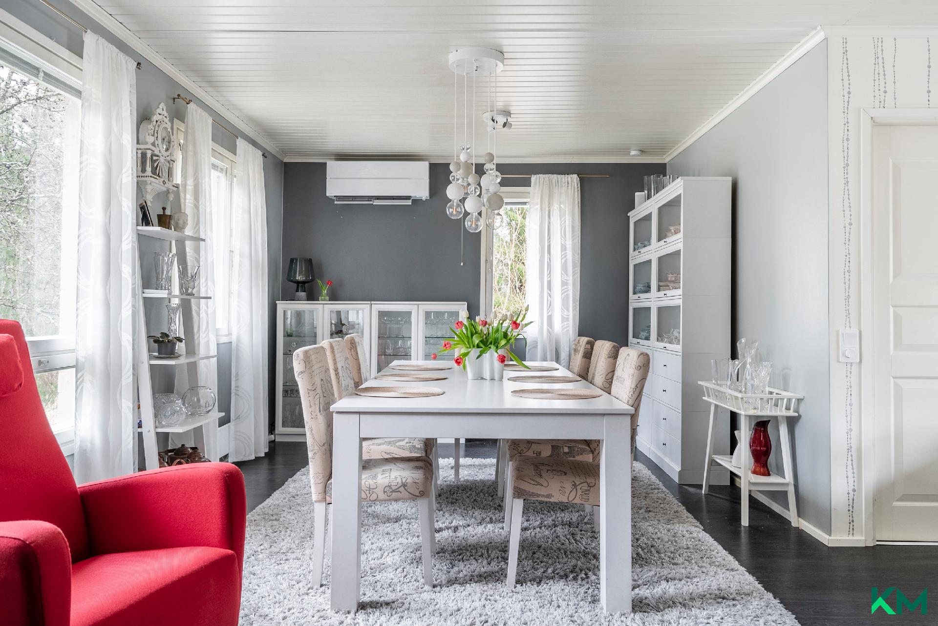 Pitkäkatu 49, Vienola, Lohja