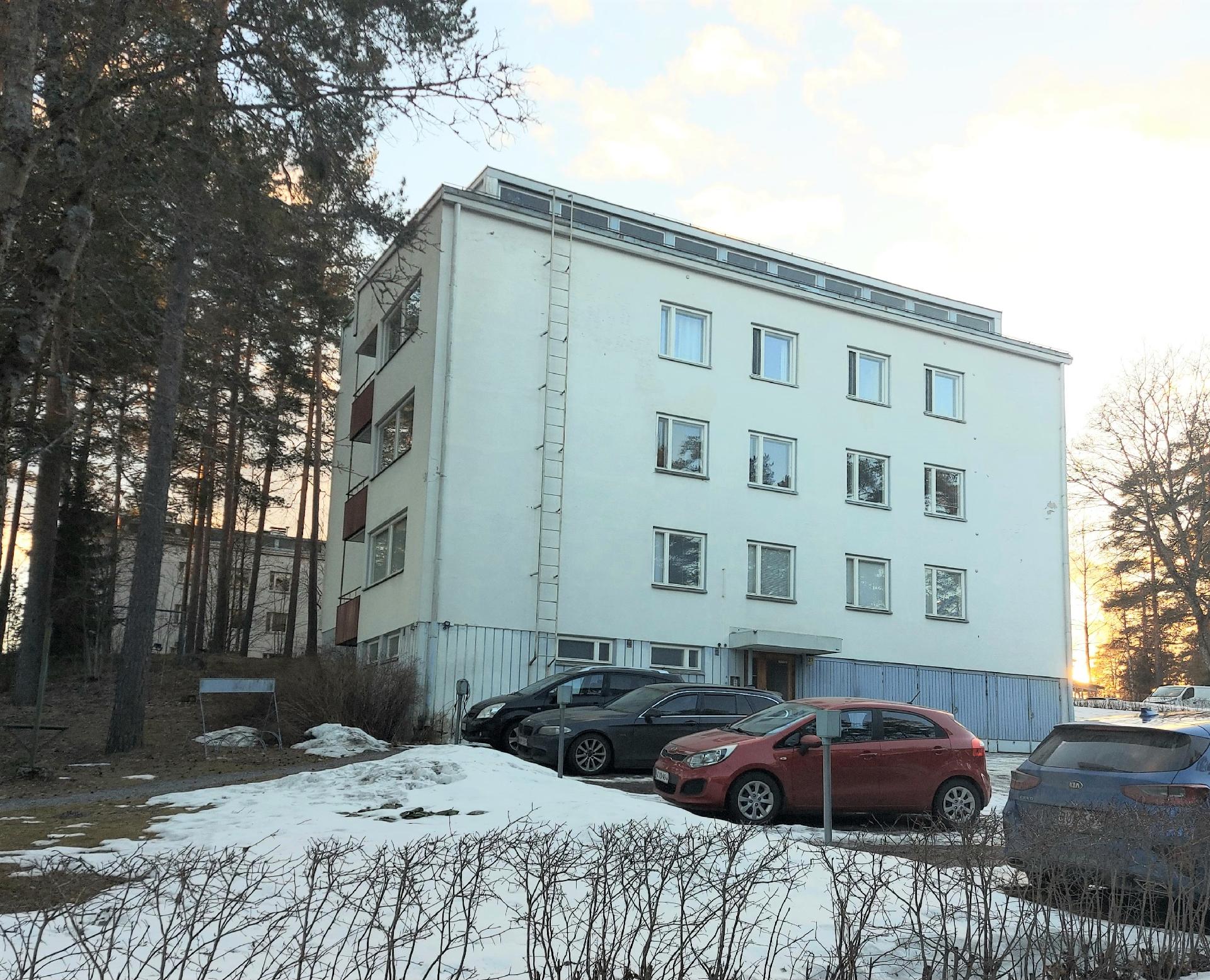 Vesitorninkatu 21, Pyhätön, Lahti