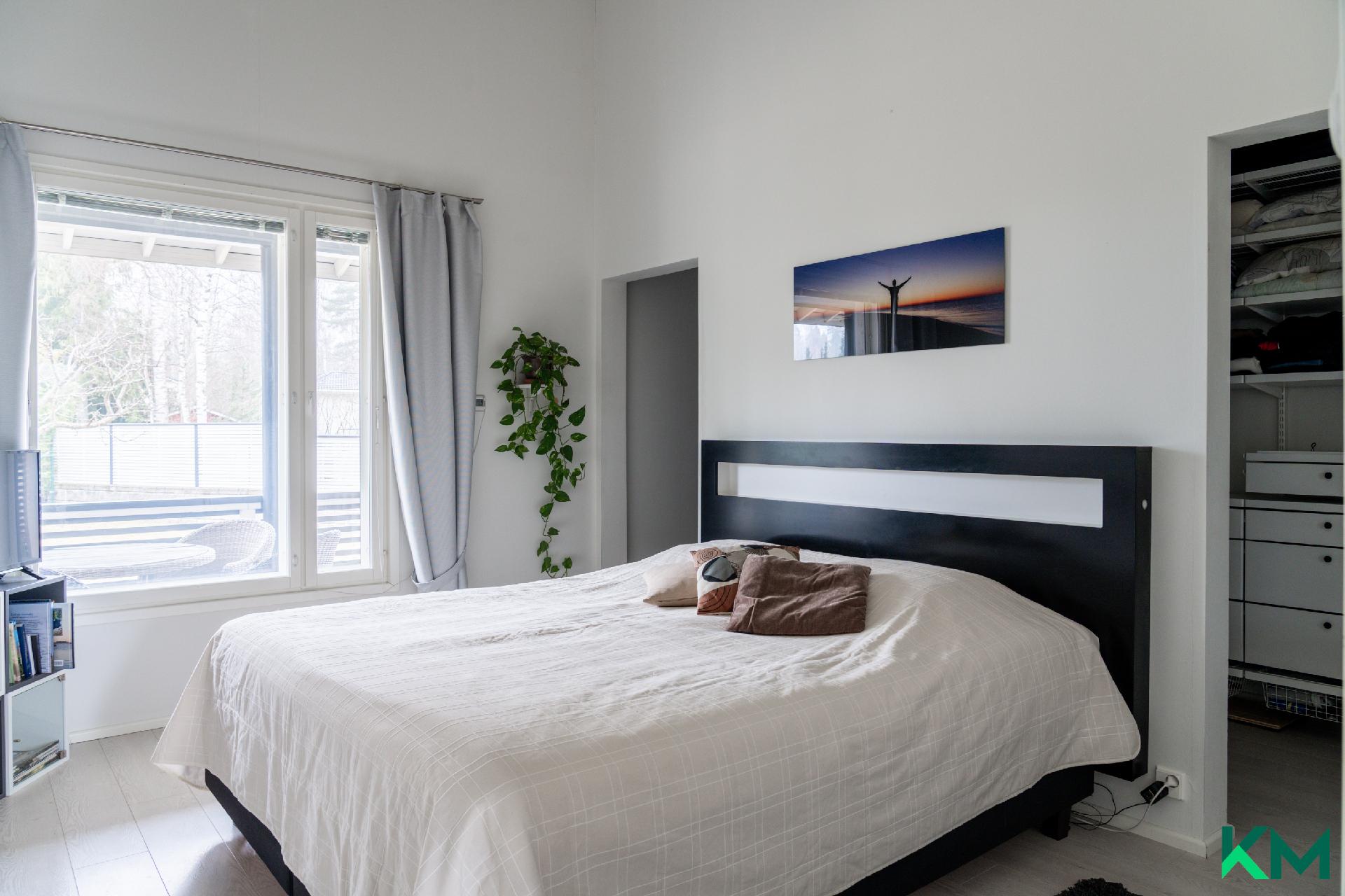 Kiertomäentie 11, Kuninkaanmäki, Vantaa