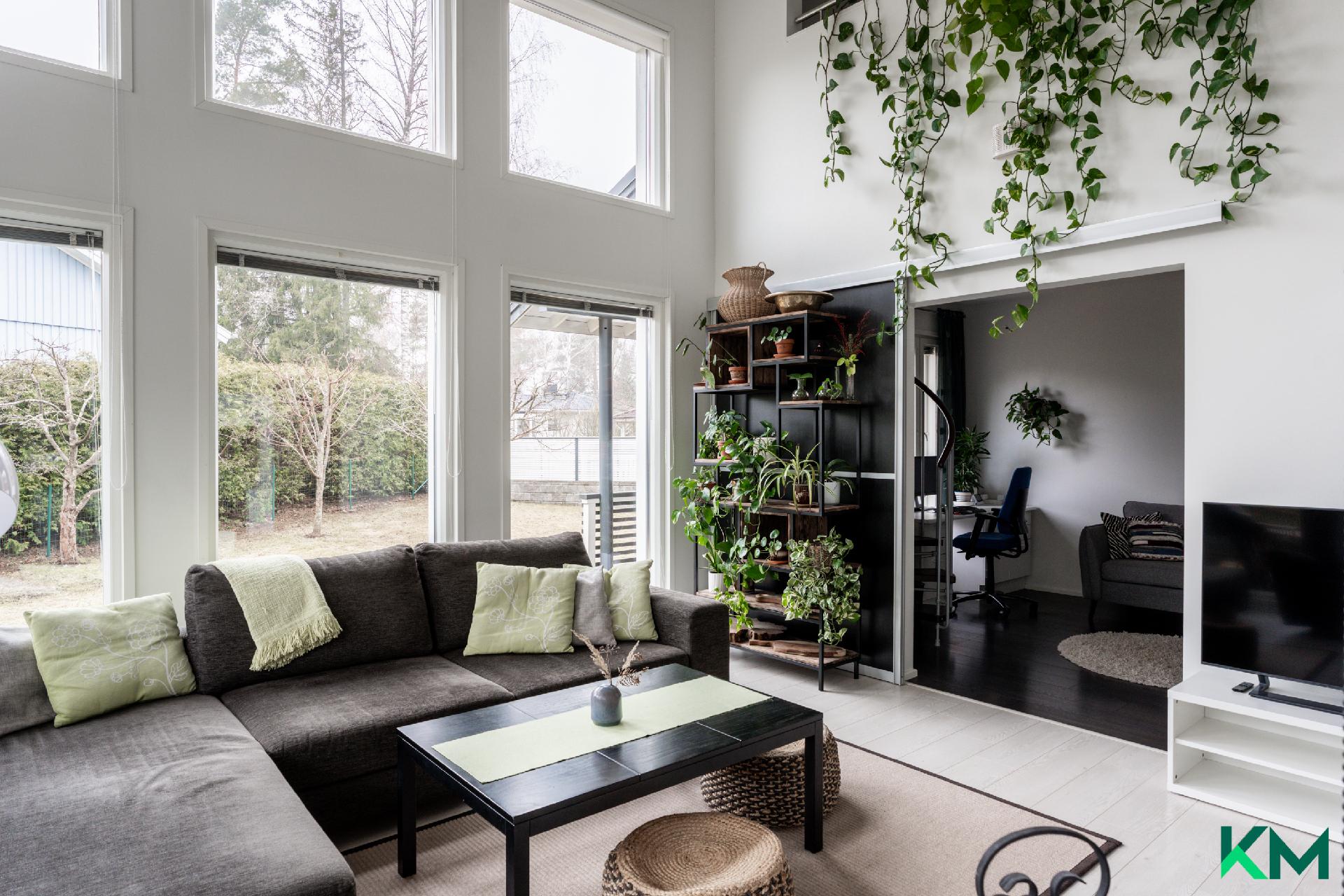 Kiertomäentie 11, Kuninkaanmäki, Vantaa