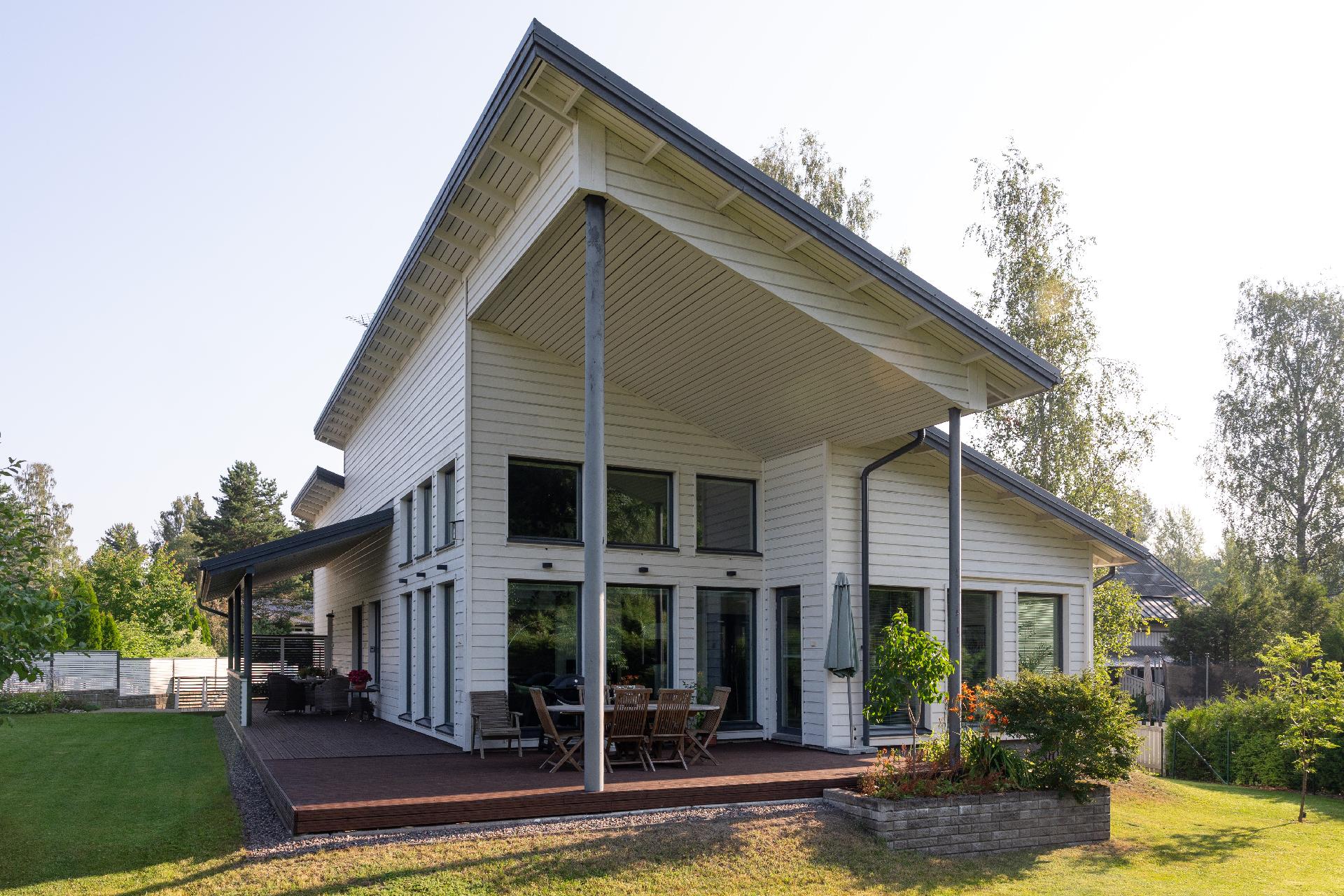 Kiertomäentie 11, Kuninkaanmäki, Vantaa