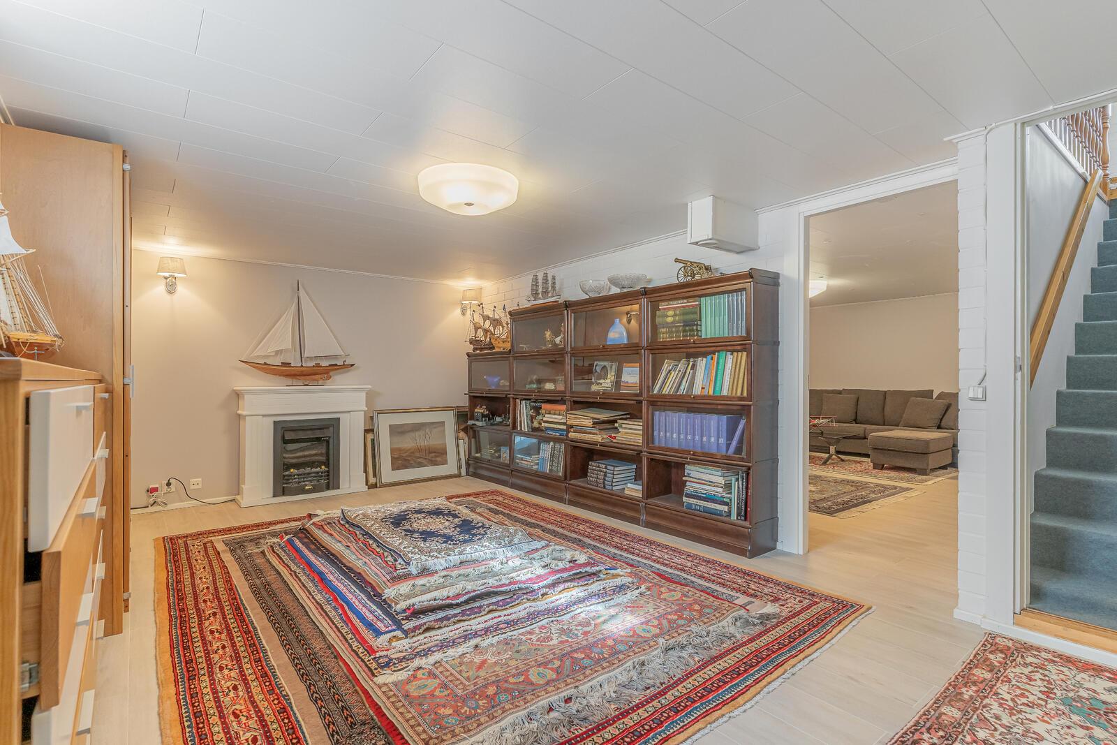 Huttumyllyntie 6B, Myllypuro, Helsinki