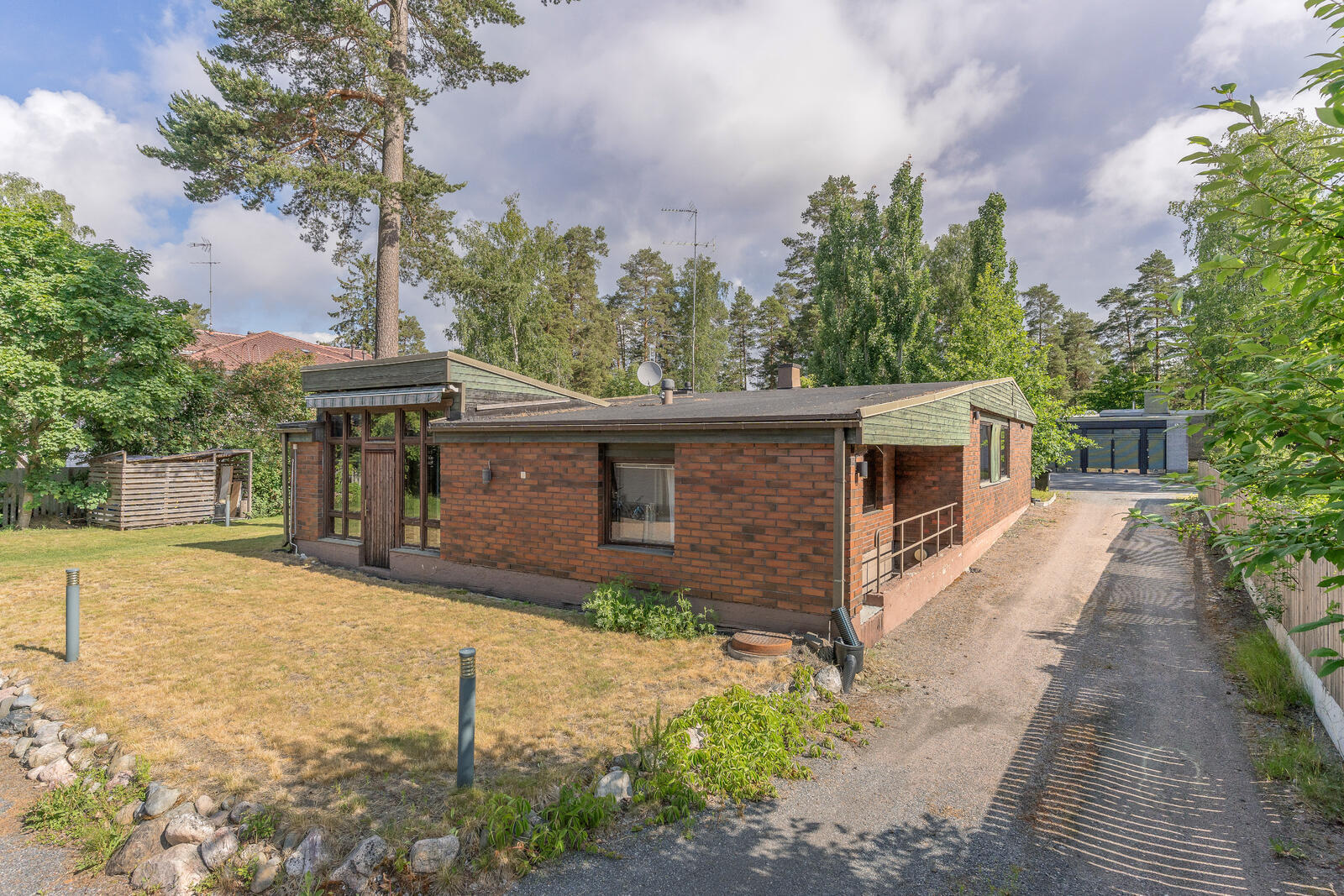 Huttumyllyntie 6B, Myllypuro, Helsinki