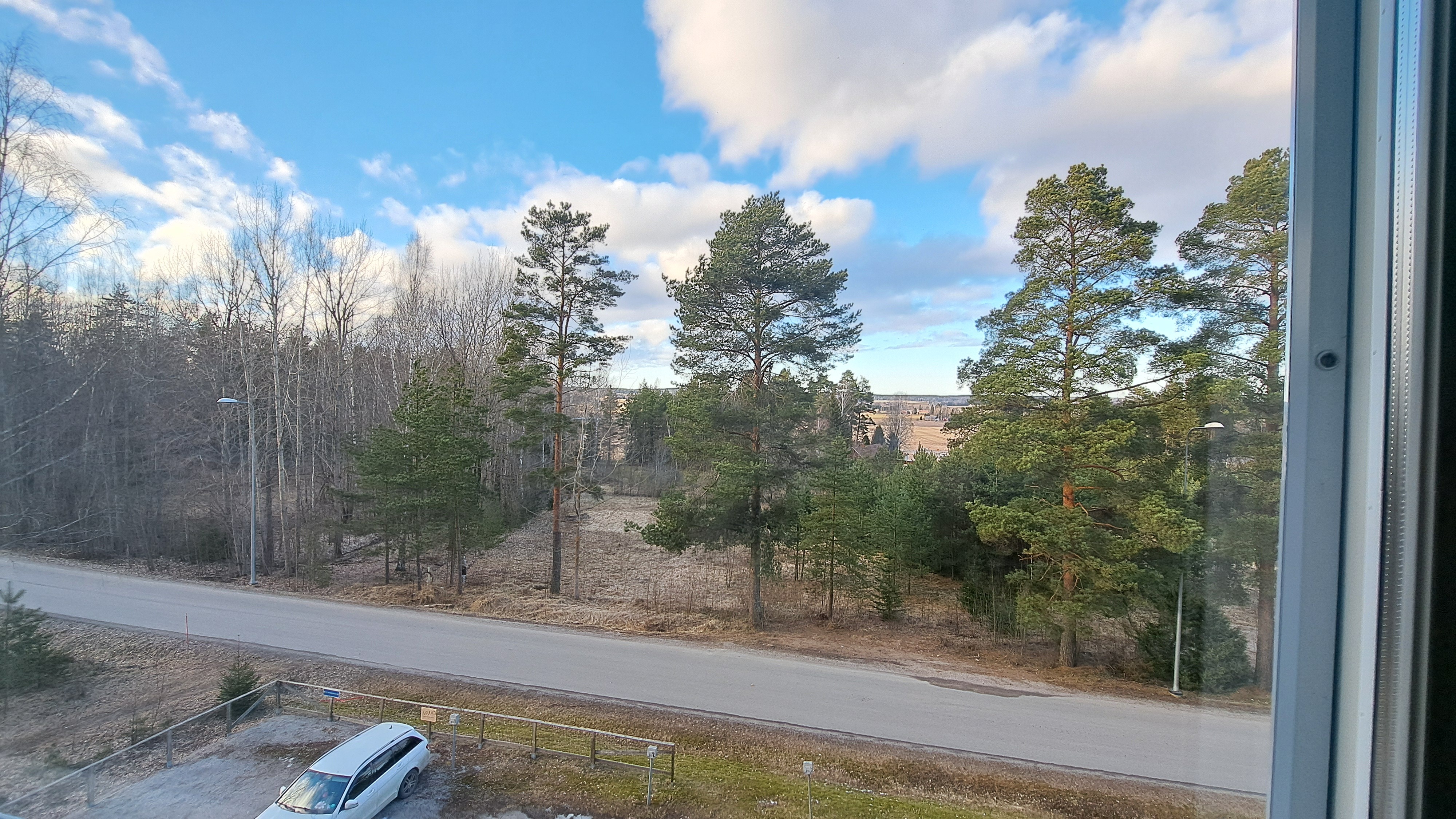 NÄKYMÄ KEITTIÖSTÄ