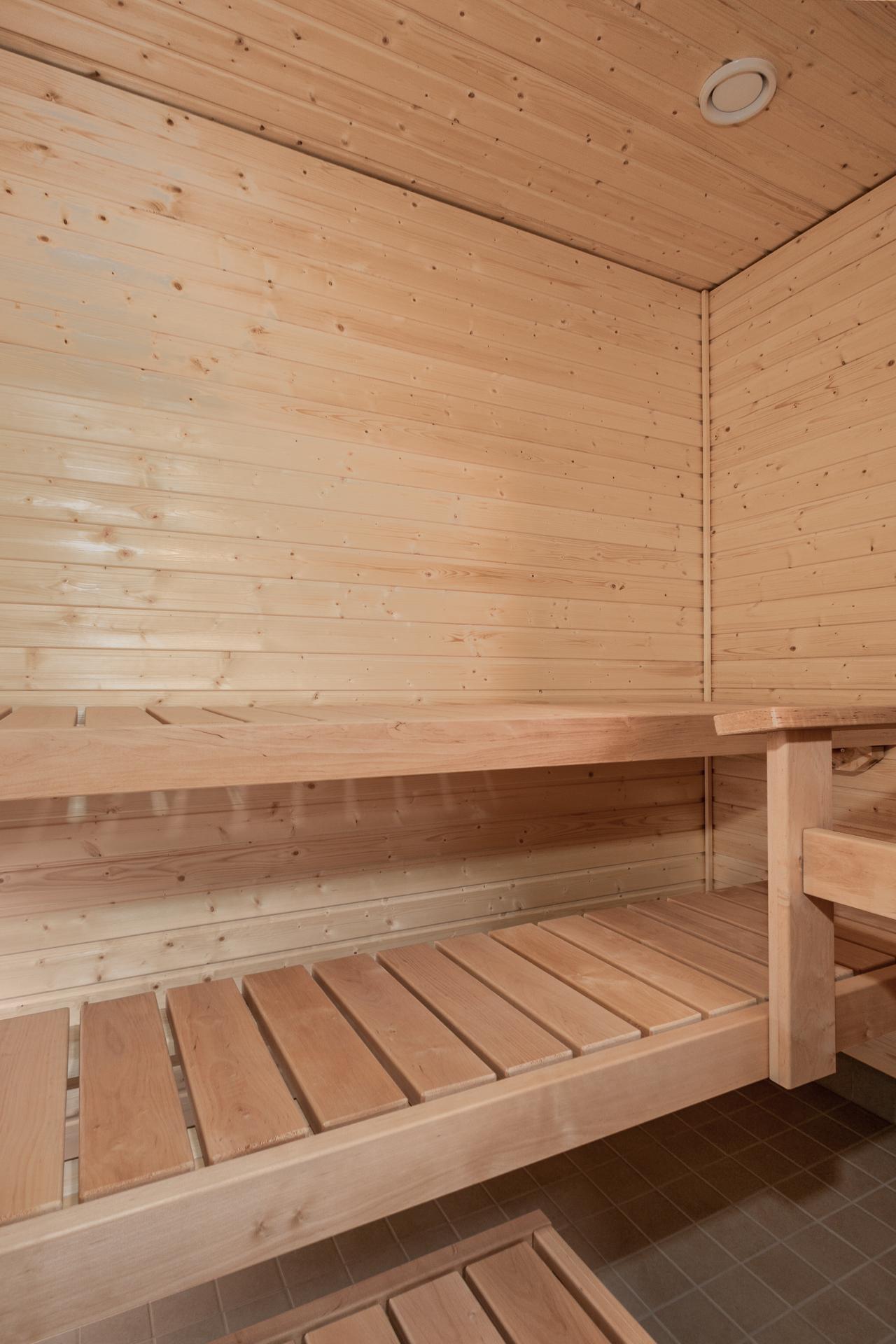 sauna as 19