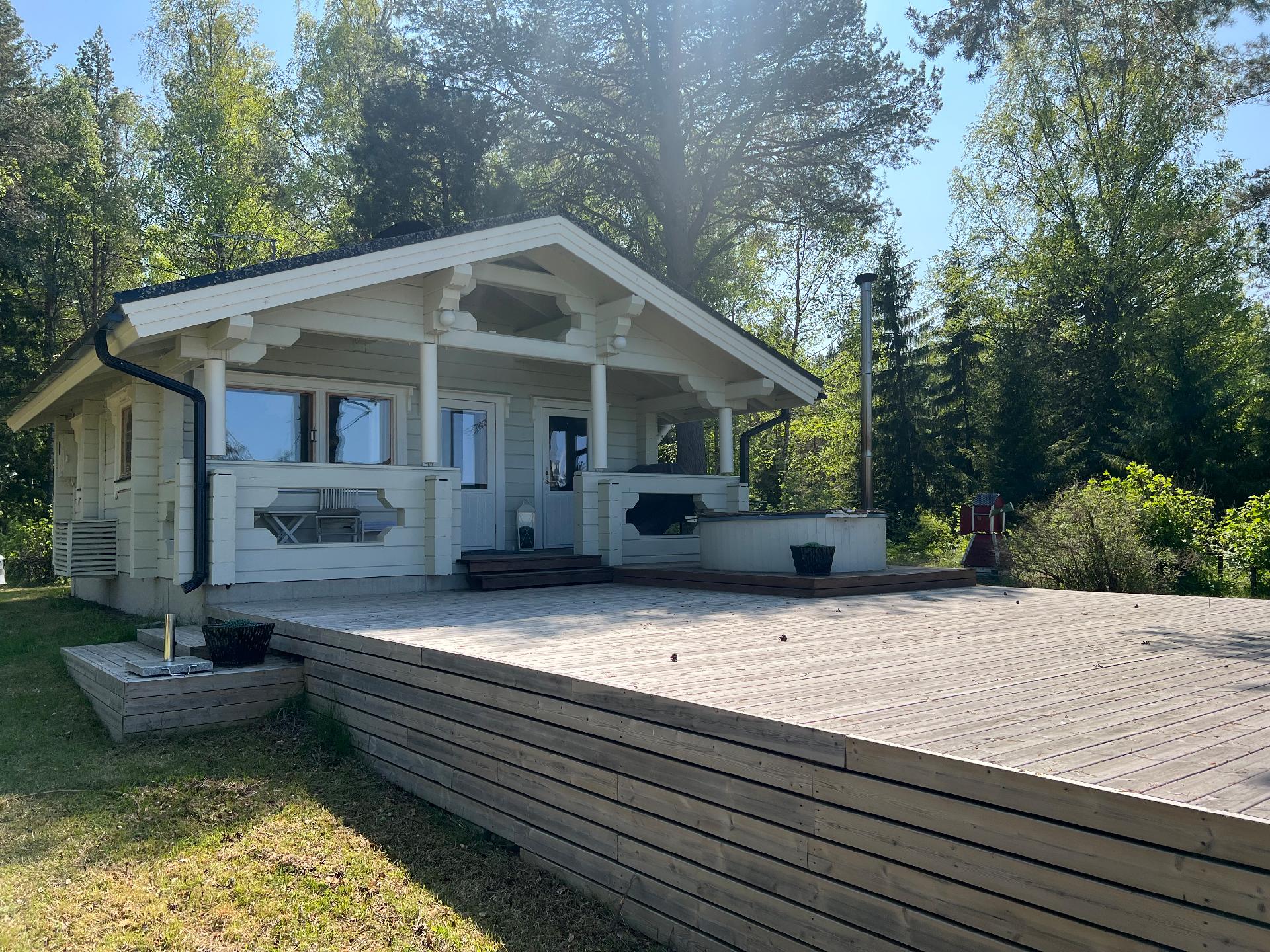 Hylkykarinkuja 16, Varjakka, Oulu