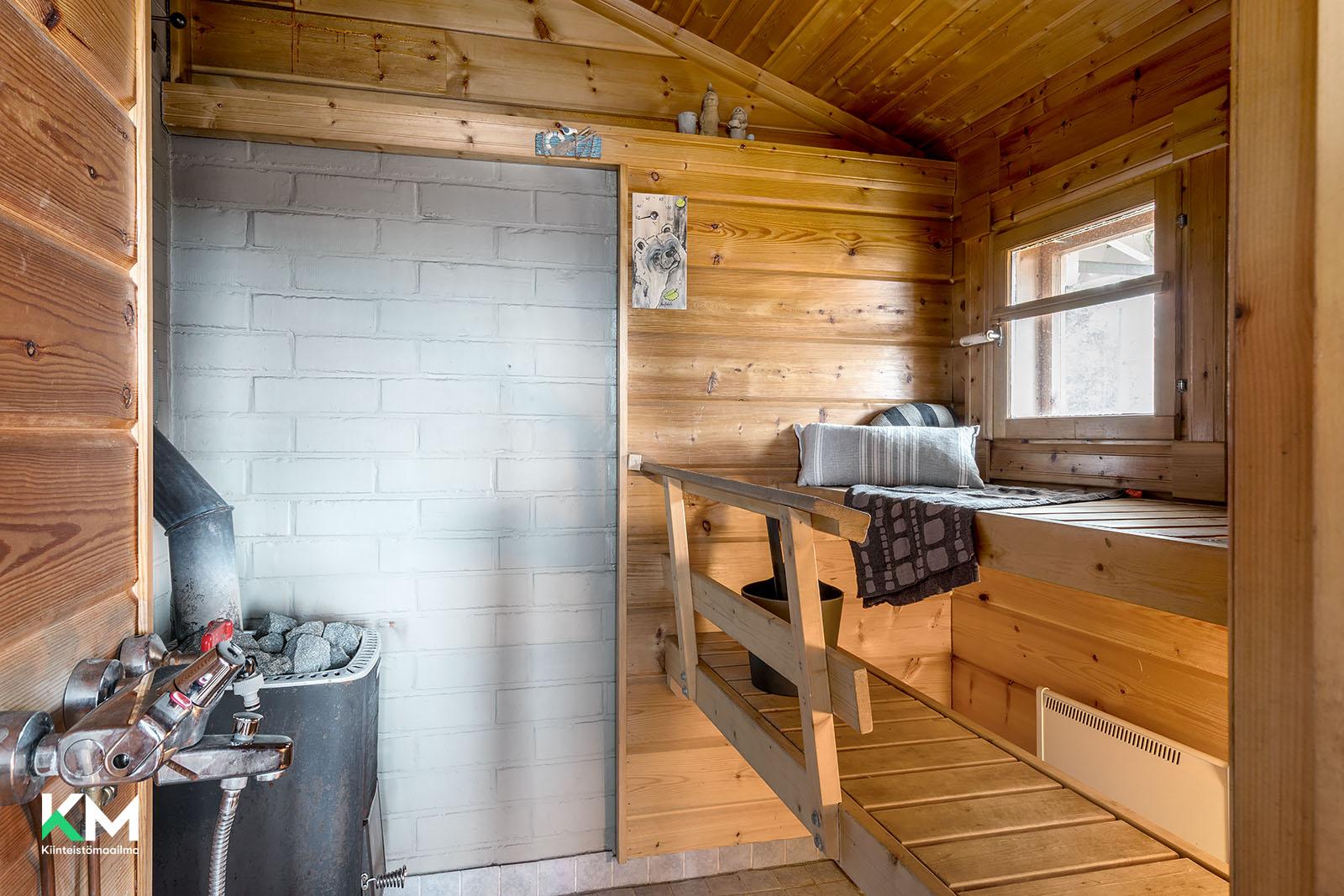 Hylkykarinkuja 16, Varjakka, Oulu