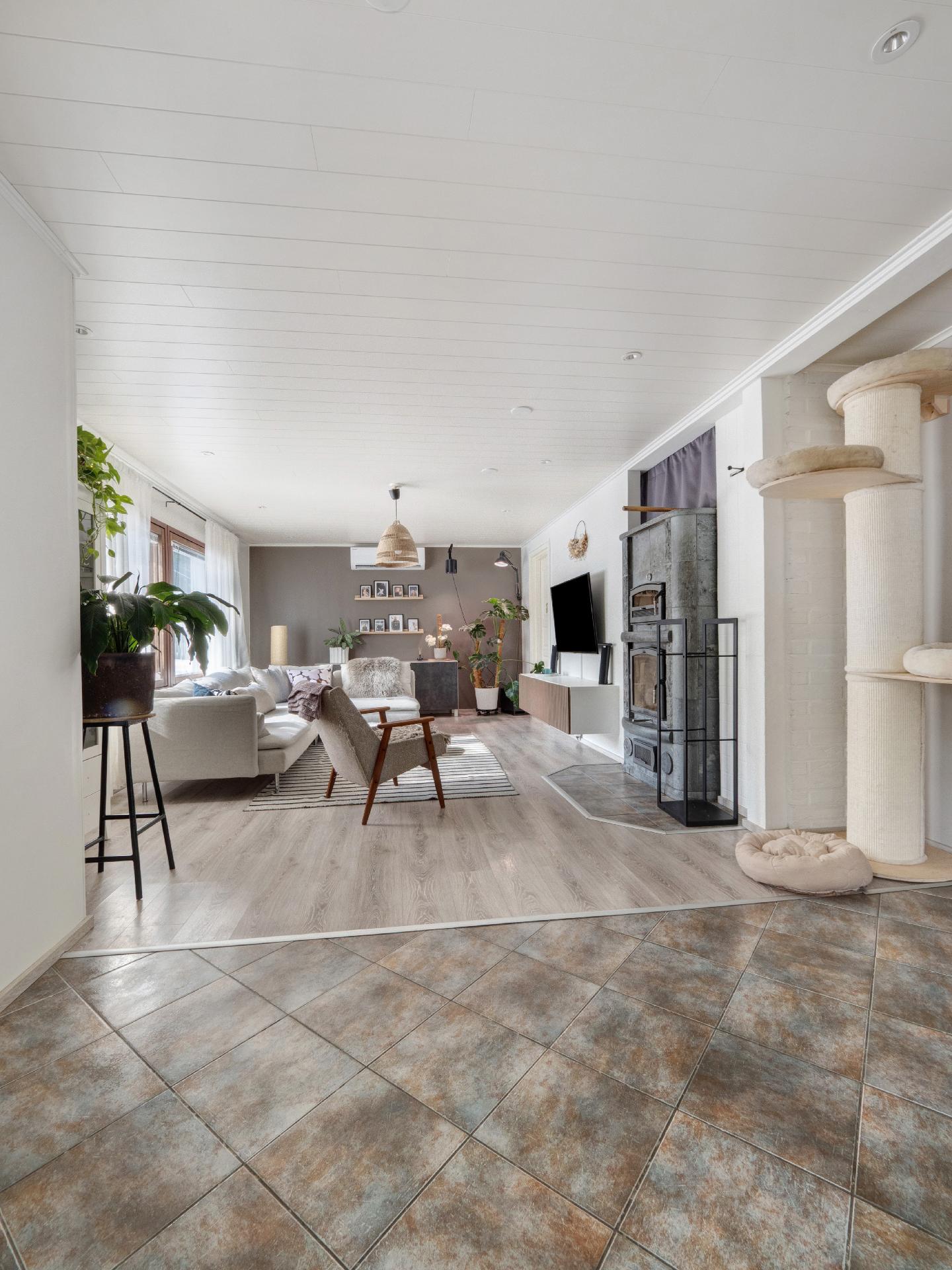 Ilomantsintie 1524, Heinävaara, Joensuu