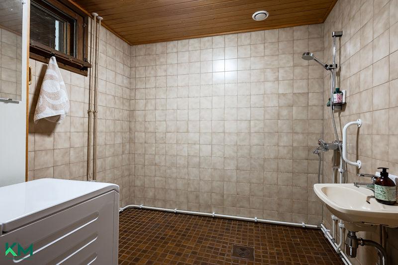 Rantakivenkatu 27, Ahtiala, Lahti