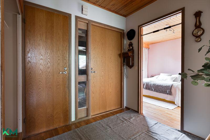 Rantakivenkatu 27, Ahtiala, Lahti