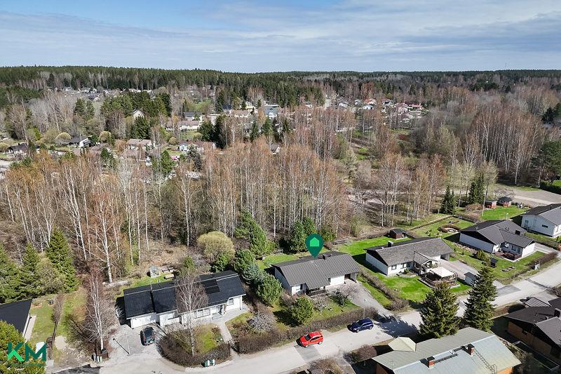 Rantakivenkatu 27, Ahtiala, Lahti