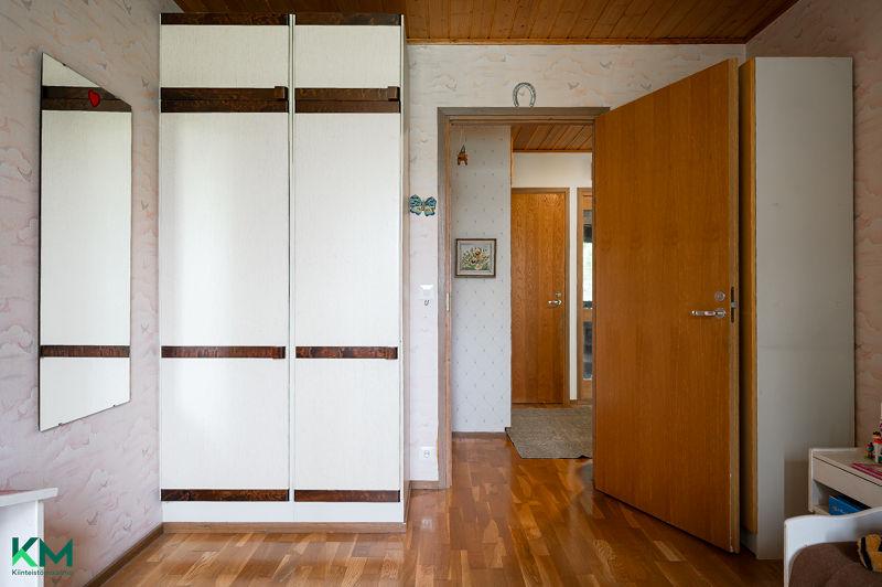 Rantakivenkatu 27, Ahtiala, Lahti