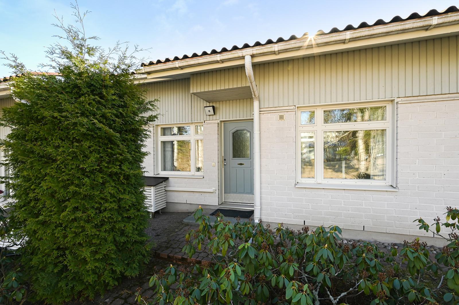 Puistotie 79-81, Kinnari, Järvenpää
