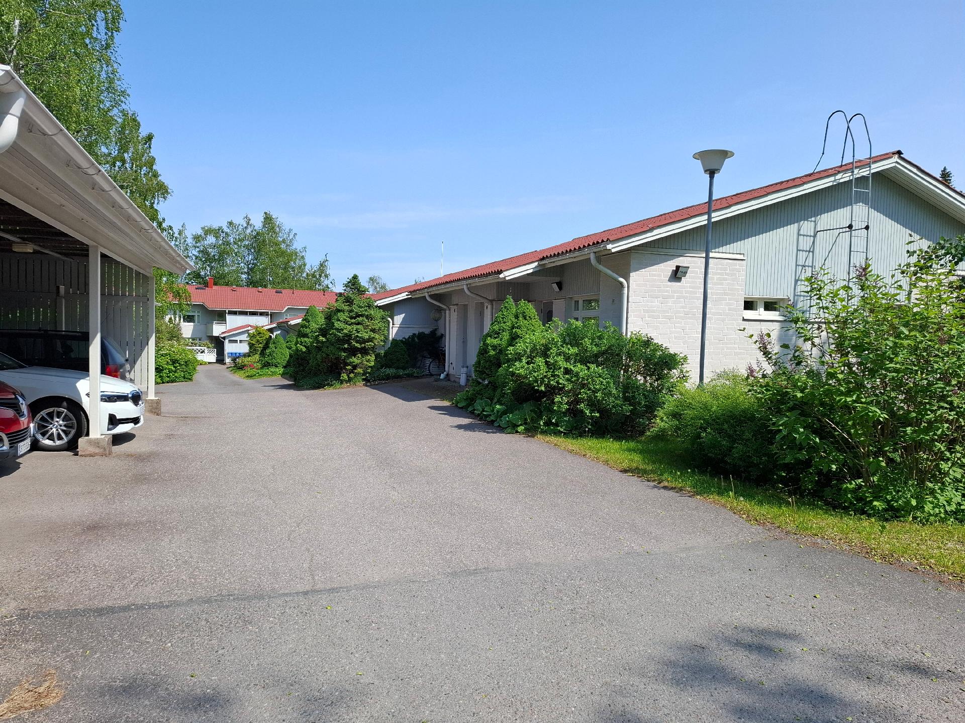 Puistotie 79-81, Kinnari, Järvenpää
