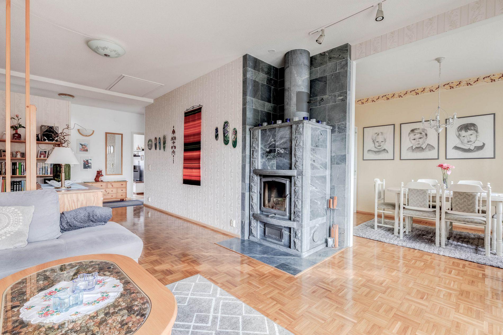 Ylipalontie 30, Paloheinä, Helsinki