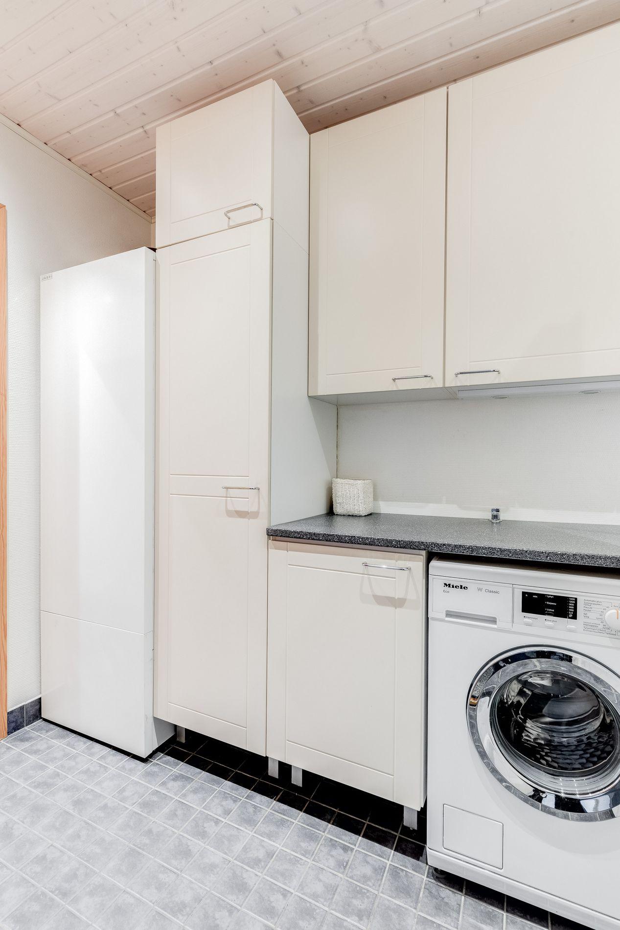 Ylipalontie 30, Paloheinä, Helsinki