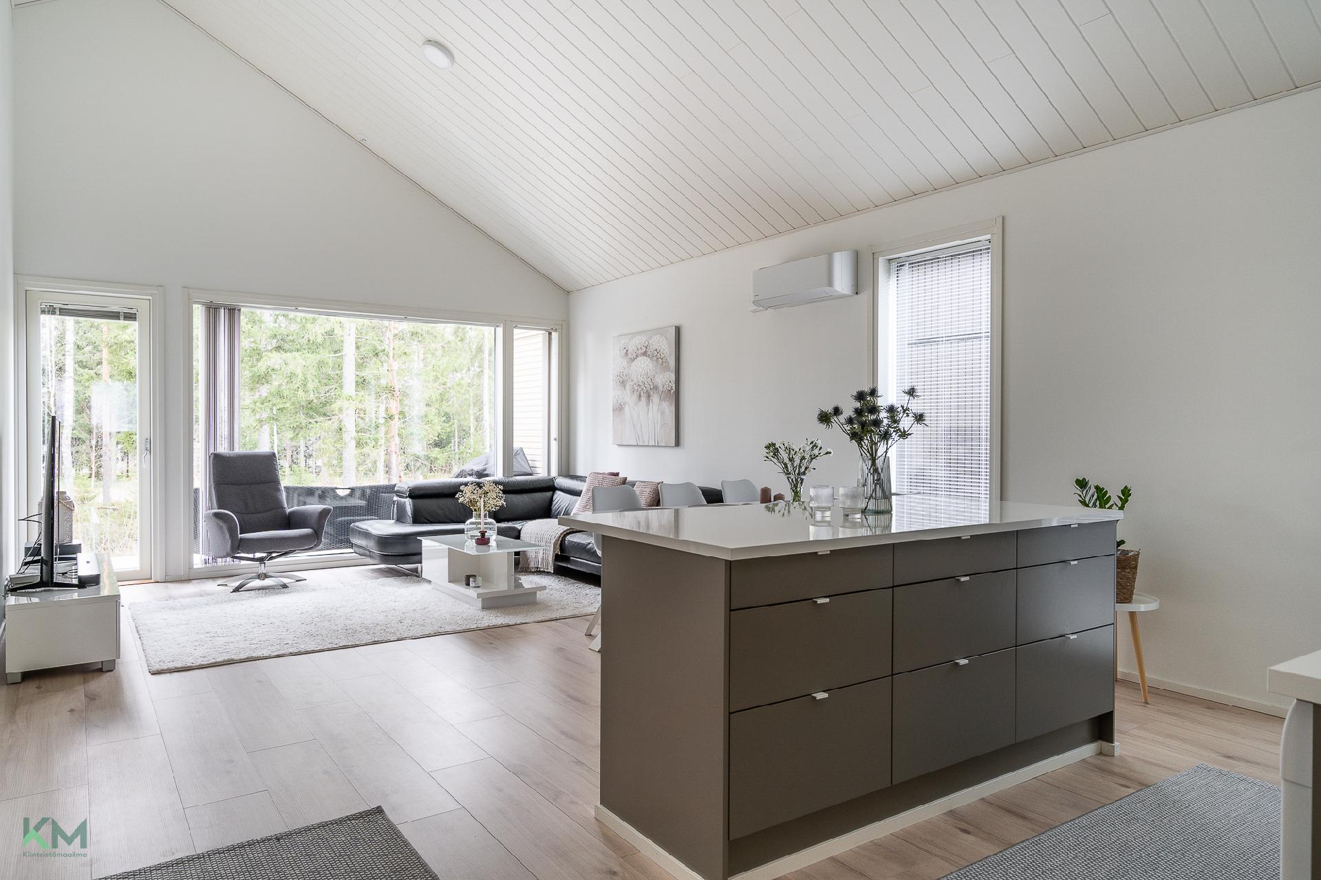 Linnavallintie 9, Linnakangas, Kempele
